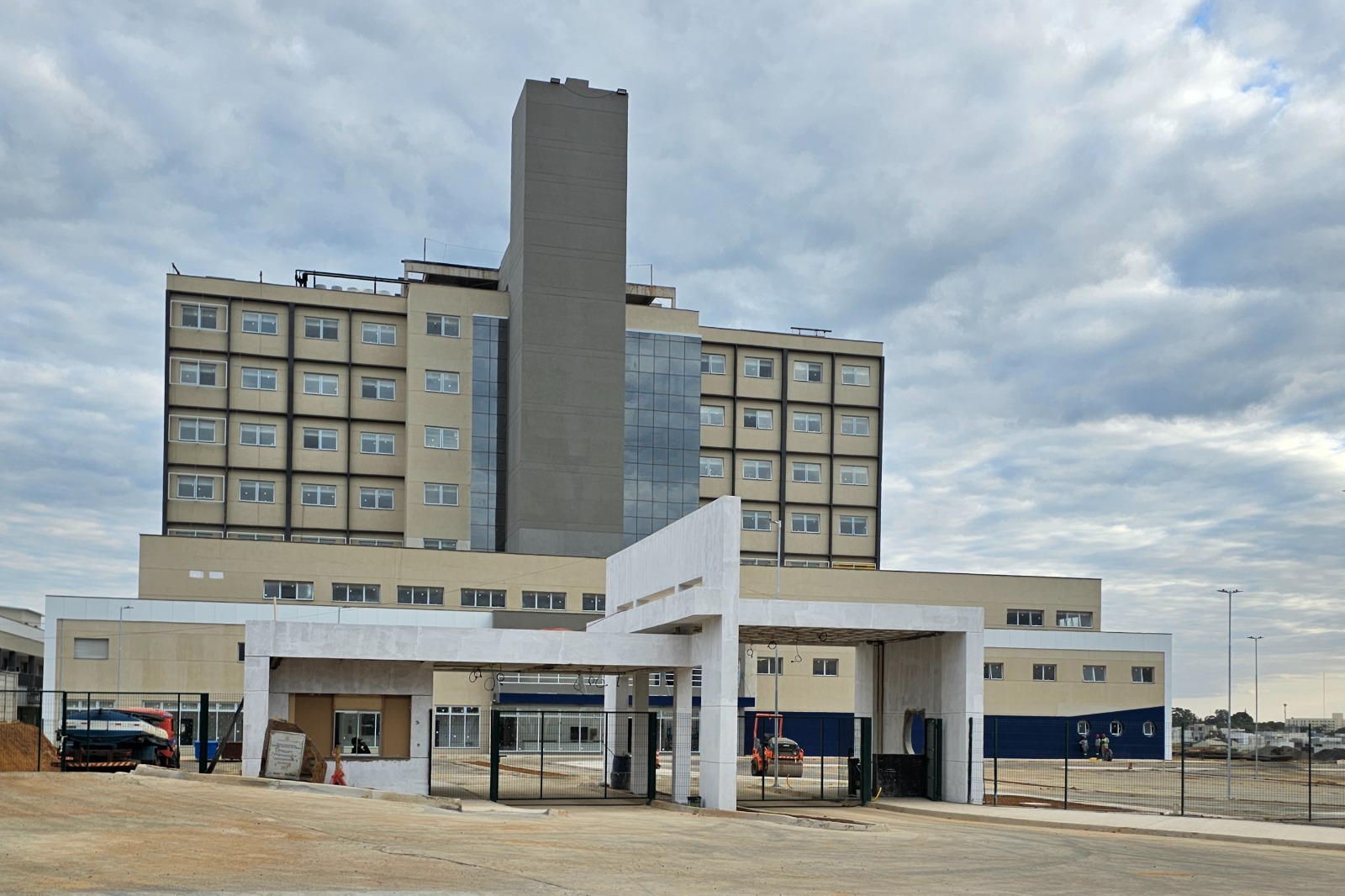 Hospital Estadual de Franca<a style='float:right;color:#ccc' href='https://www3.al.sp.gov.br/repositorio/noticia/N-05-2026/fg365225.jpeg' target=_blank><i class='bi bi-zoom-in'></i> Clique para ver a imagem </a>