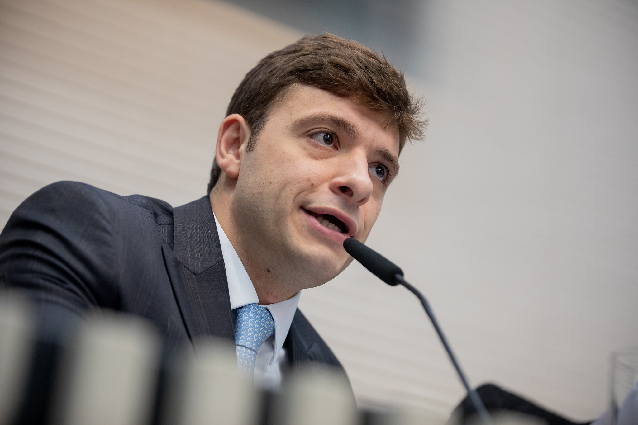 Thiago Auricchio: presidente da CCJR<a style='float:right;color:#ccc' href='https://www3.al.sp.gov.br/repositorio/noticia/N-05-2026/fg365288.jpg' target=_blank><i class='bi bi-zoom-in'></i> Clique para ver a imagem </a>