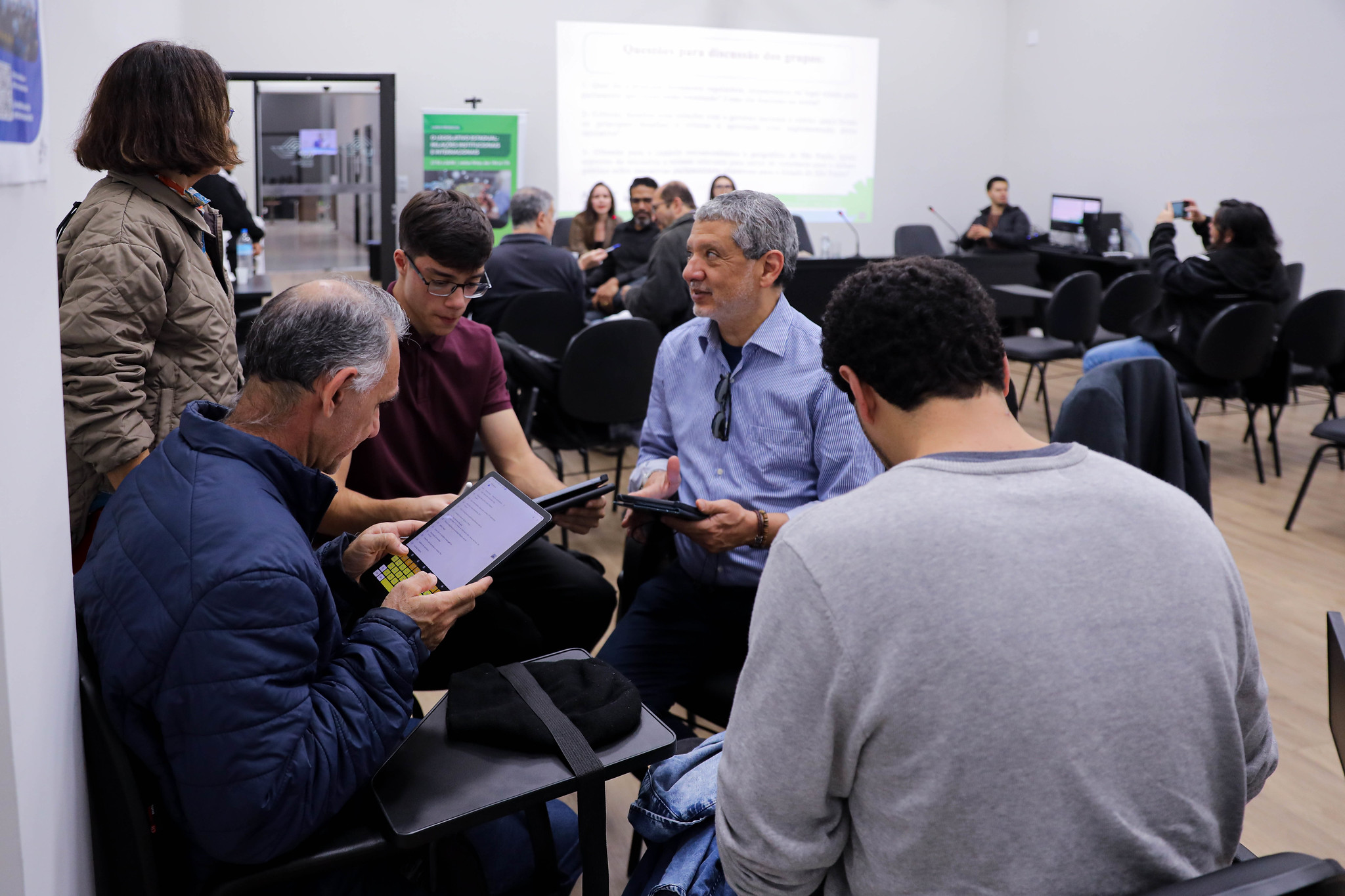 ILP debate diplomacia e crise clim�tica global<a style='float:right;color:#ccc' href='https://www3.al.sp.gov.br/repositorio/noticia/N-05-2026/fg365477.jpg' target=_blank><i class='bi bi-zoom-in'></i> Clique para ver a imagem </a>