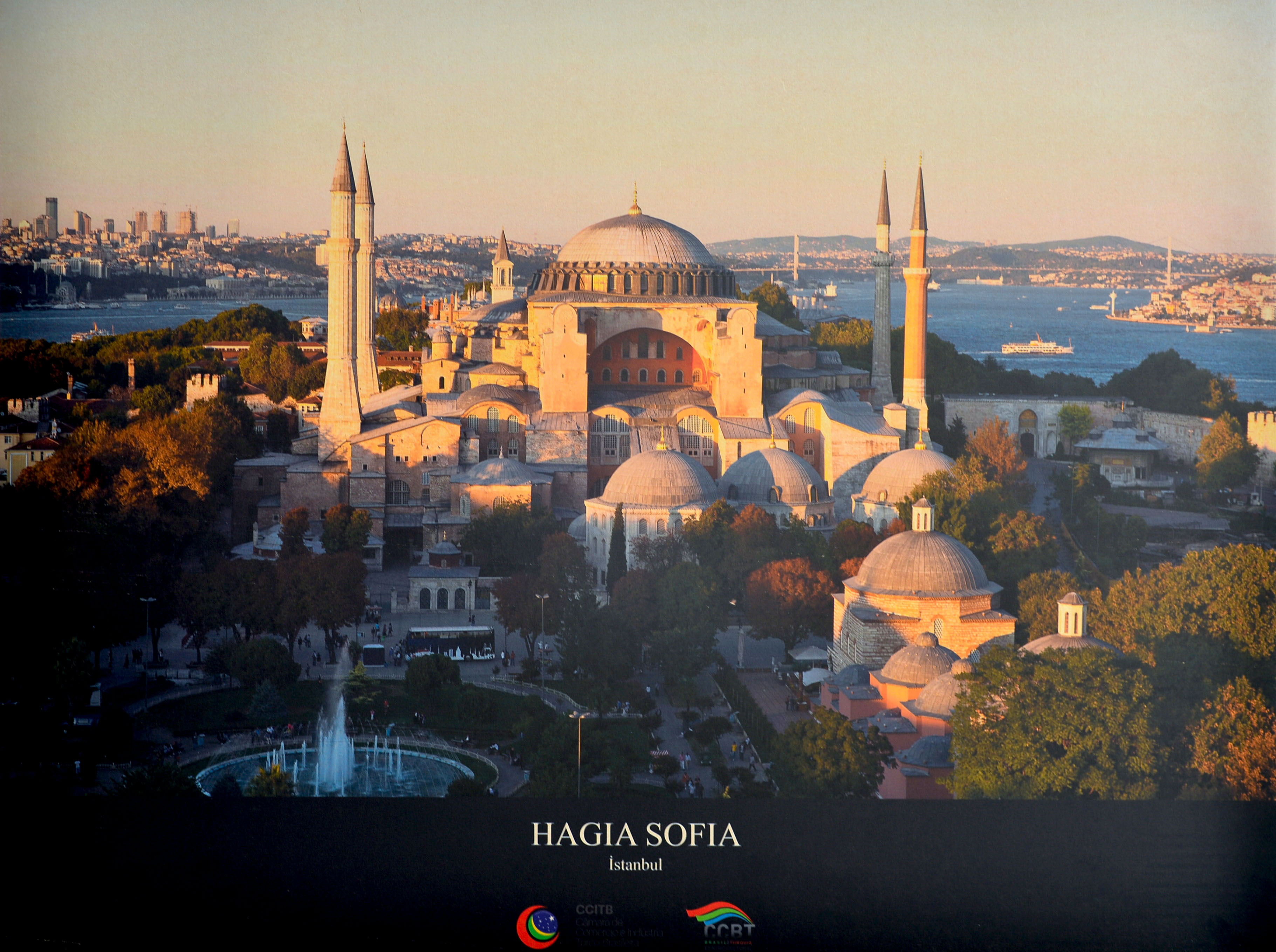 Hagia Sofia<a style='float:right;color:#ccc' href='https://www3.al.sp.gov.br/repositorio/noticia/N-06-2015/fg171390.jpg' target=_blank><i class='bi bi-zoom-in'></i> Clique para ver a imagem </a>