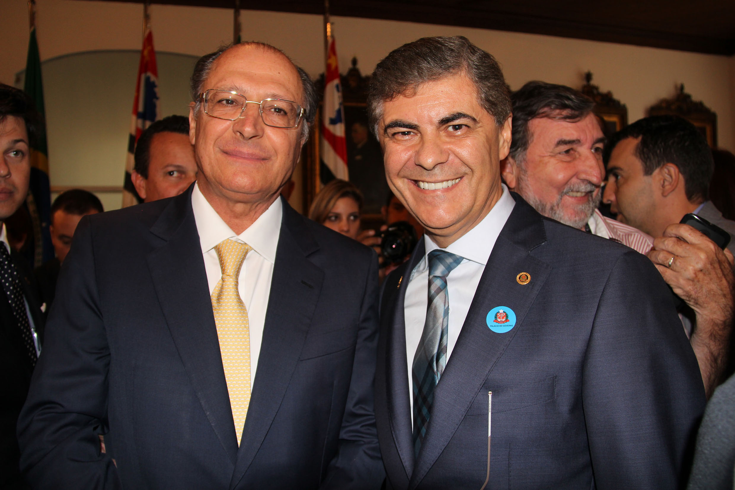 Alckmin e Lancaster<a style='float:right;color:#ccc' href='https://www3.al.sp.gov.br/repositorio/noticia/N-06-2015/fg171898.jpg' target=_blank><i class='bi bi-zoom-in'></i> Clique para ver a imagem </a>