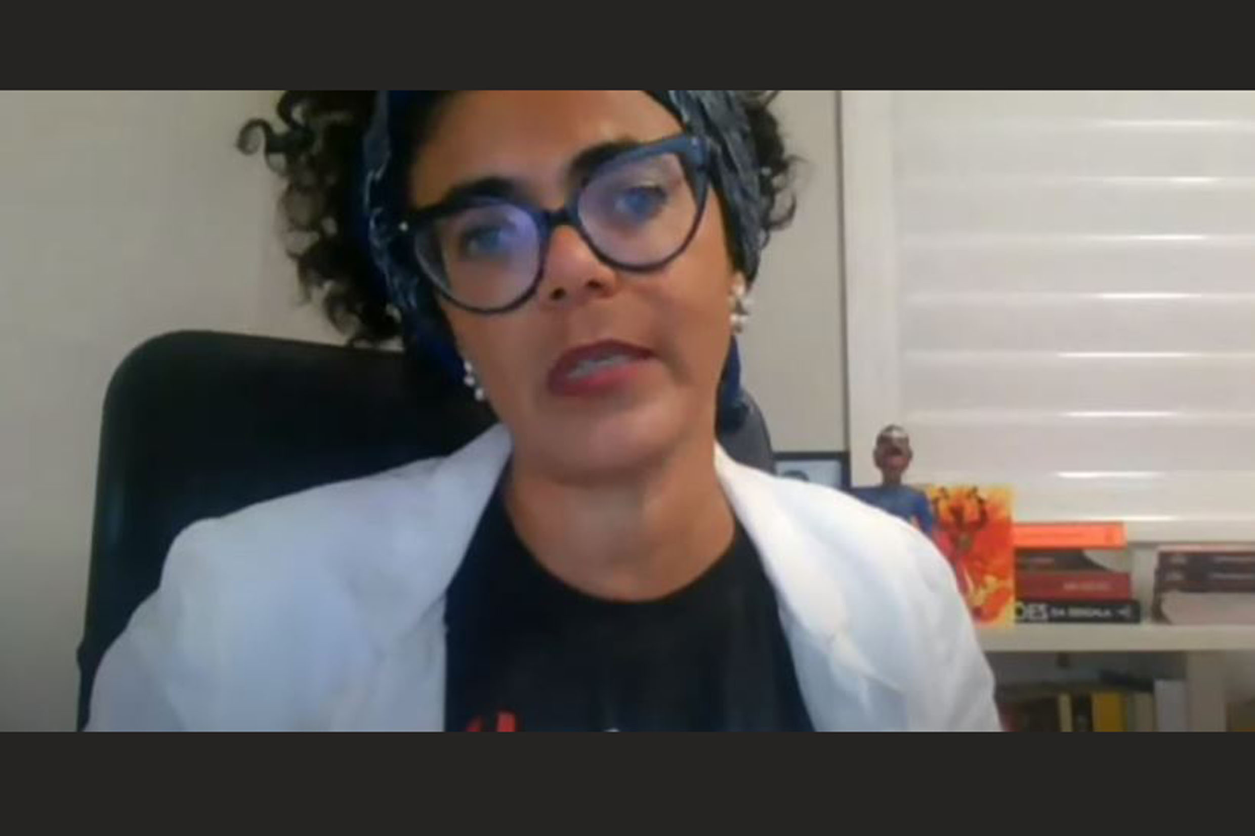 Elisiane Santos<a style='float:right;color:#ccc' href='https://www3.al.sp.gov.br/repositorio/noticia/N-06-2021/fg269070.jpg' target=_blank><i class='bi bi-zoom-in'></i> Clique para ver a imagem </a>