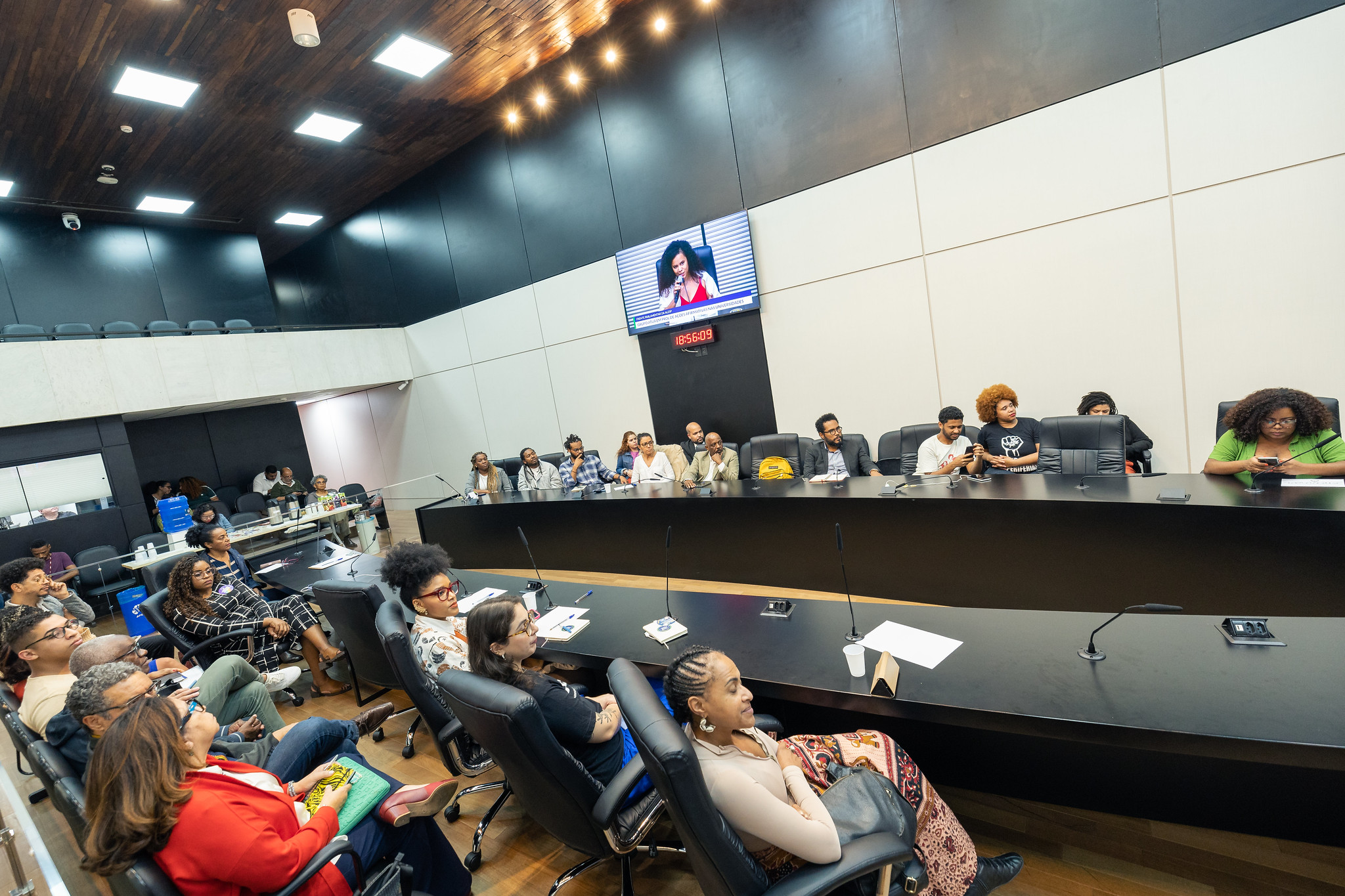 Frente Parlamentar - Universidades Públicas<a style='float:right;color:#ccc' href='https://www3.al.sp.gov.br/repositorio/noticia/N-06-2023/fg303186.jpg' target=_blank><i class='bi bi-zoom-in'></i> Clique para ver a imagem </a>