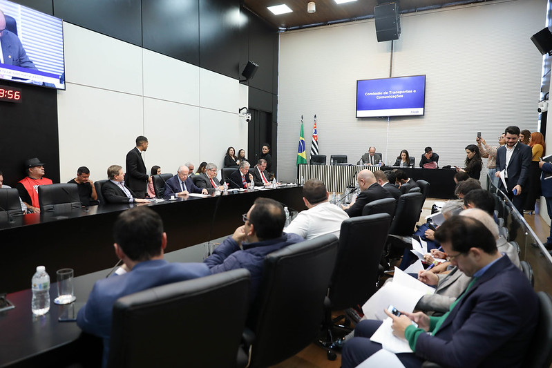 Comisso de Transportes e Comunicao<a style='float:right;color:#ccc' href='https://www3.al.sp.gov.br/repositorio/noticia/N-06-2023/fg303962.jpg' target=_blank><i class='bi bi-zoom-in'></i> Clique para ver a imagem </a>