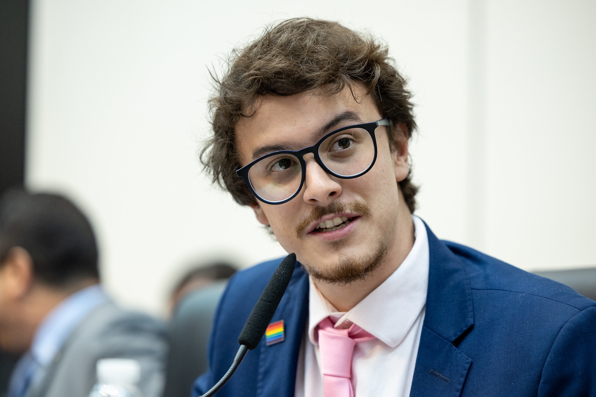 Dep. Guilherme Cortez: dcada decisiva<a style='float:right;color:#ccc' href='https://www3.al.sp.gov.br/repositorio/noticia/N-06-2024/fg326822.jpg' target=_blank><i class='bi bi-zoom-in'></i> Clique para ver a imagem </a>