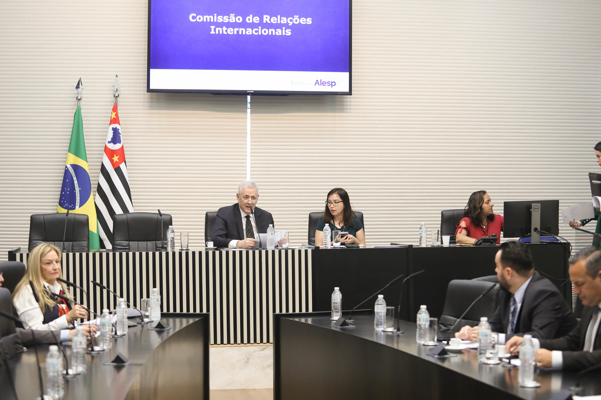 Reunio da Comisso de Relaes Internacionais<a style='float:right;color:#ccc' href='https://www3.al.sp.gov.br/repositorio/noticia/N-06-2024/fg328500.jpg' target=_blank><i class='bi bi-zoom-in'></i> Clique para ver a imagem </a>