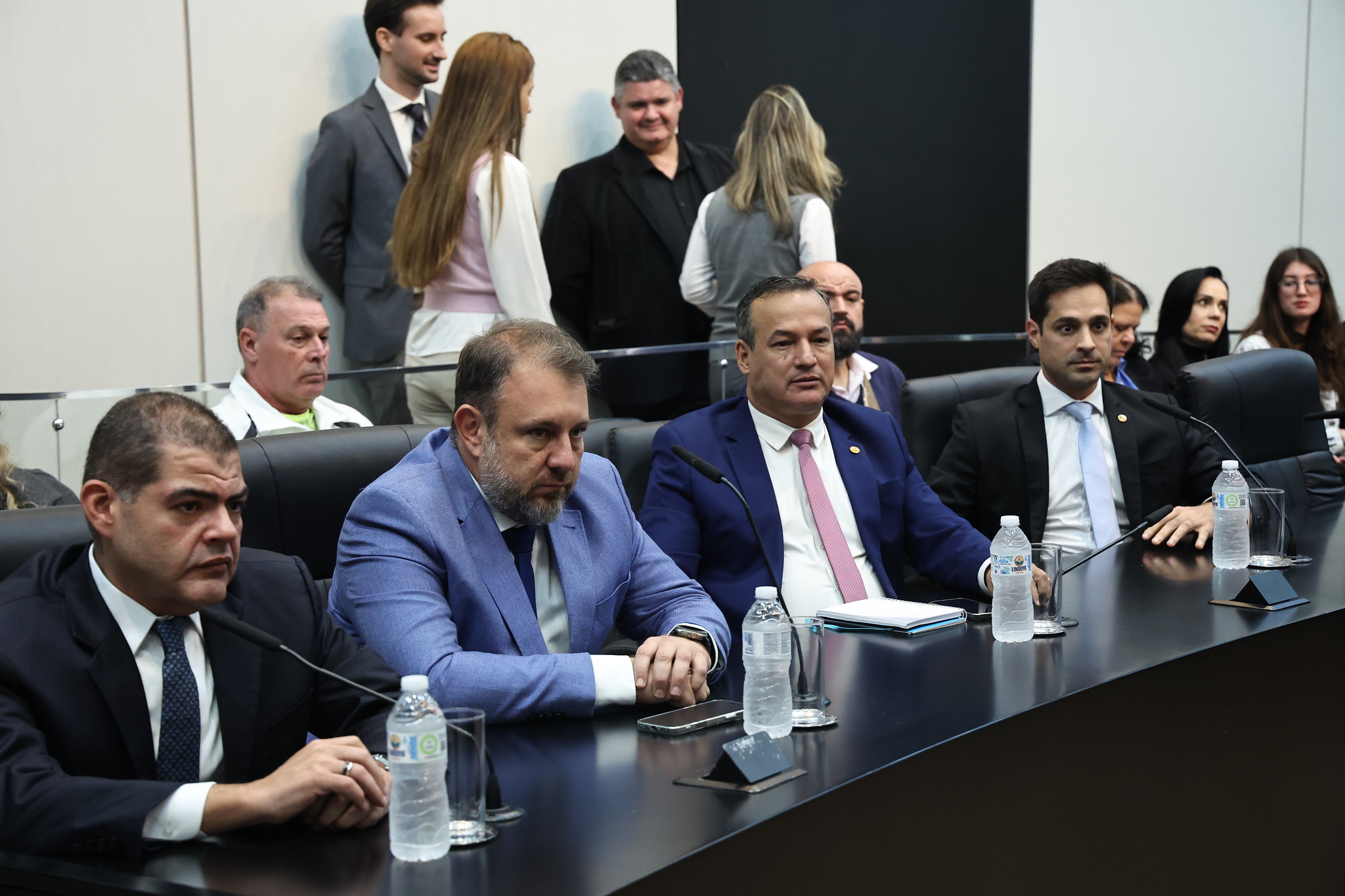 Dep. Leonardo Siqueira eleito vice-presidente<a style='float:right;color:#ccc' href='https://www3.al.sp.gov.br/repositorio/noticia/N-06-2025/fg346240.jpg' target=_blank><i class='bi bi-zoom-in'></i> Clique para ver a imagem </a>