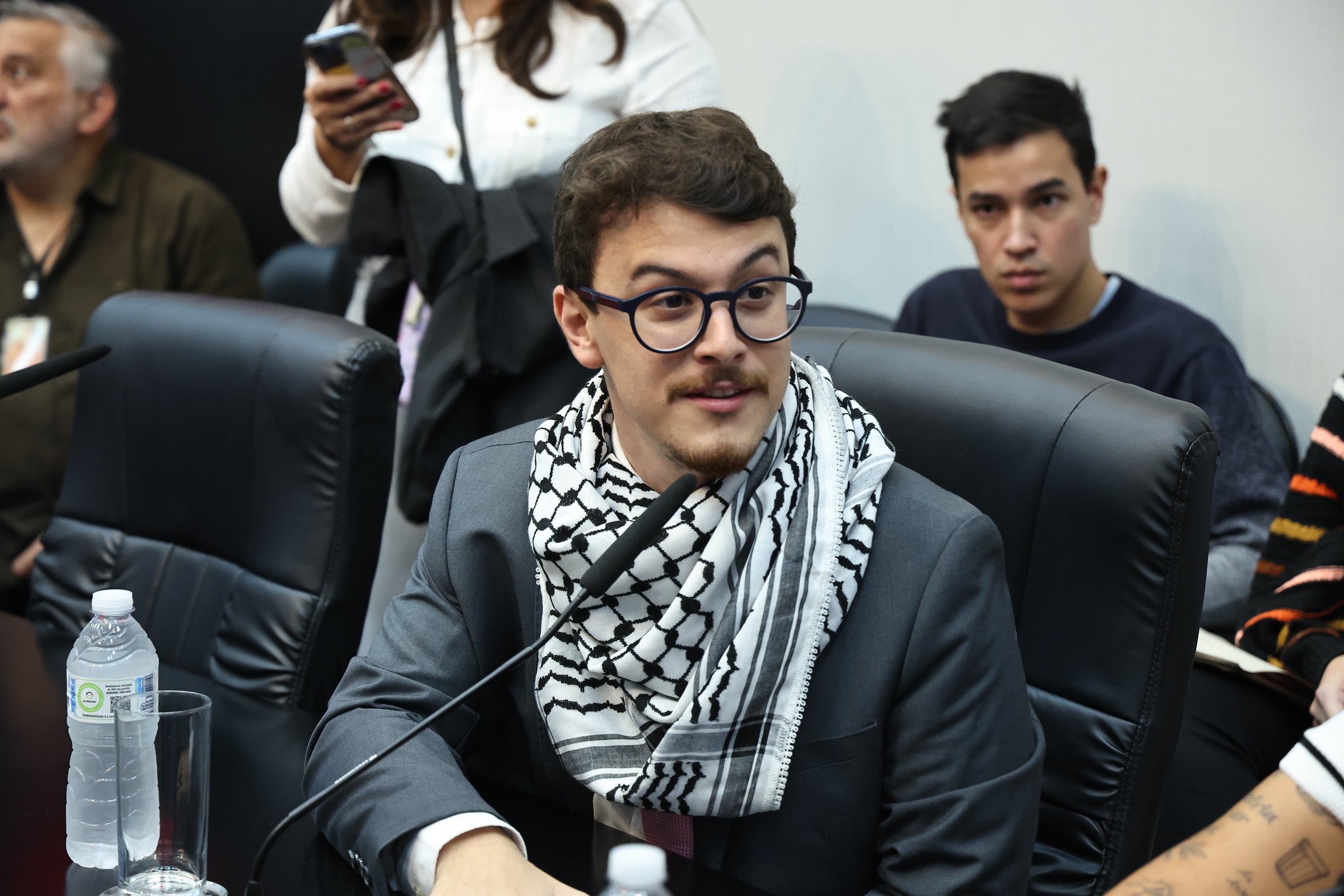 Guilherme Cortez (Psol)<a style='float:right;color:#ccc' href='https://www3.al.sp.gov.br/repositorio/noticia/N-06-2025/fg346361.jpg' target=_blank><i class='bi bi-zoom-in'></i> Clique para ver a imagem </a>