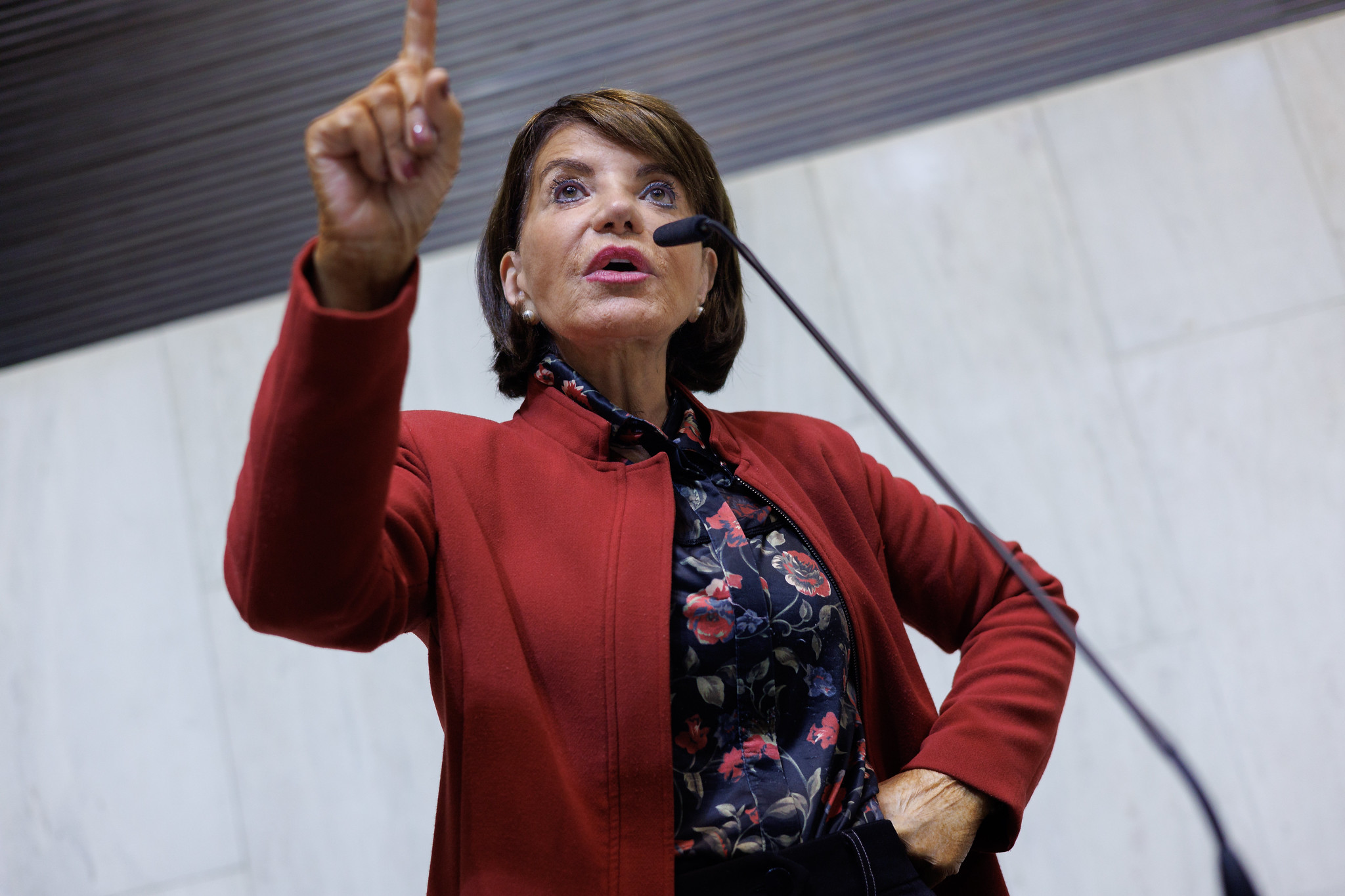 Deputada Professora Bebel (PT)<a style='float:right;color:#ccc' href='https://www3.al.sp.gov.br/repositorio/noticia/N-06-2025/fg346402.jpg' target=_blank><i class='bi bi-zoom-in'></i> Clique para ver a imagem </a>