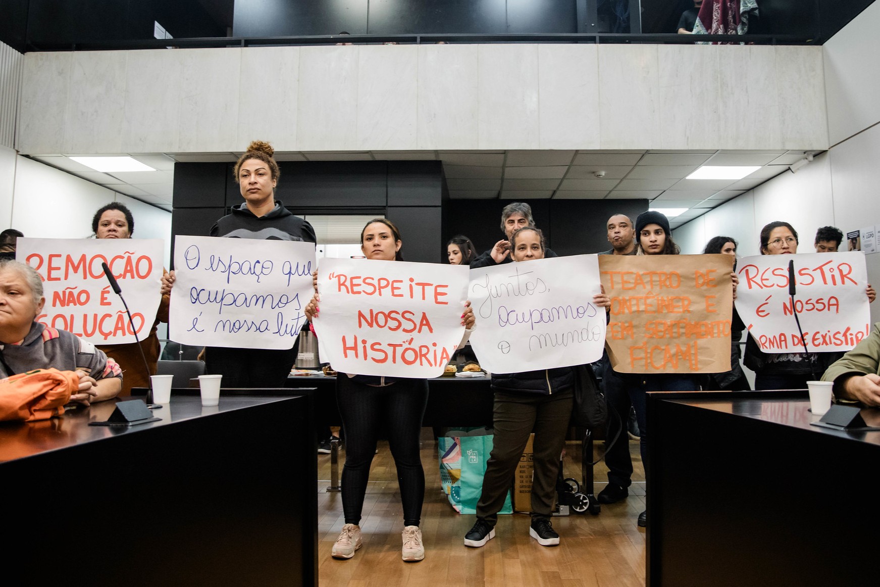Audincia na Alesp defende Teatro de Continer<a style='float:right;color:#ccc' href='https://www3.al.sp.gov.br/repositorio/noticia/N-06-2025/fg346882.jpg' target=_blank><i class='bi bi-zoom-in'></i> Clique para ver a imagem </a>