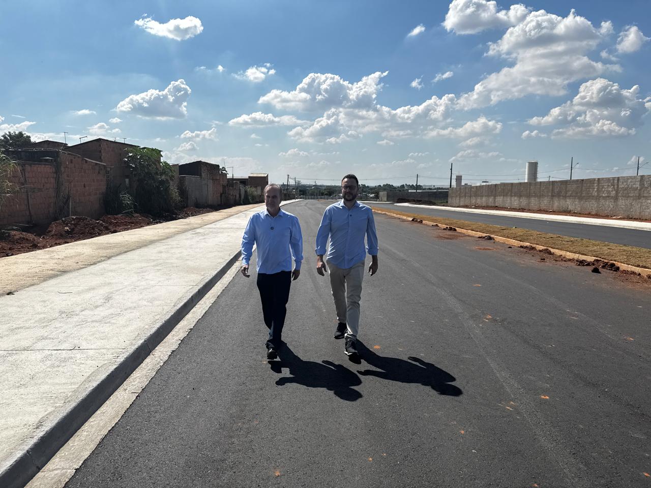 Vistoria viaduto Sumaré-Hortolândia<a style='float:right;color:#ccc' href='https://www3.al.sp.gov.br/repositorio/noticia/N-06-2025/fg347019.jpeg' target=_blank><i class='bi bi-zoom-in'></i> Clique para ver a imagem </a>