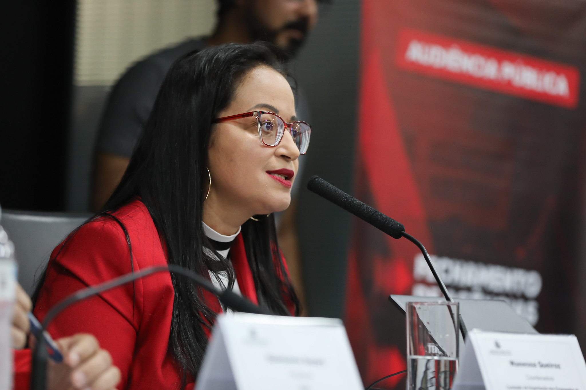 Wanessa: menos mulheres no banco<a style='float:right;color:#ccc' href='https://www3.al.sp.gov.br/repositorio/noticia/N-06-2025/fg347445.jpg' target=_blank><i class='bi bi-zoom-in'></i> Clique para ver a imagem </a>