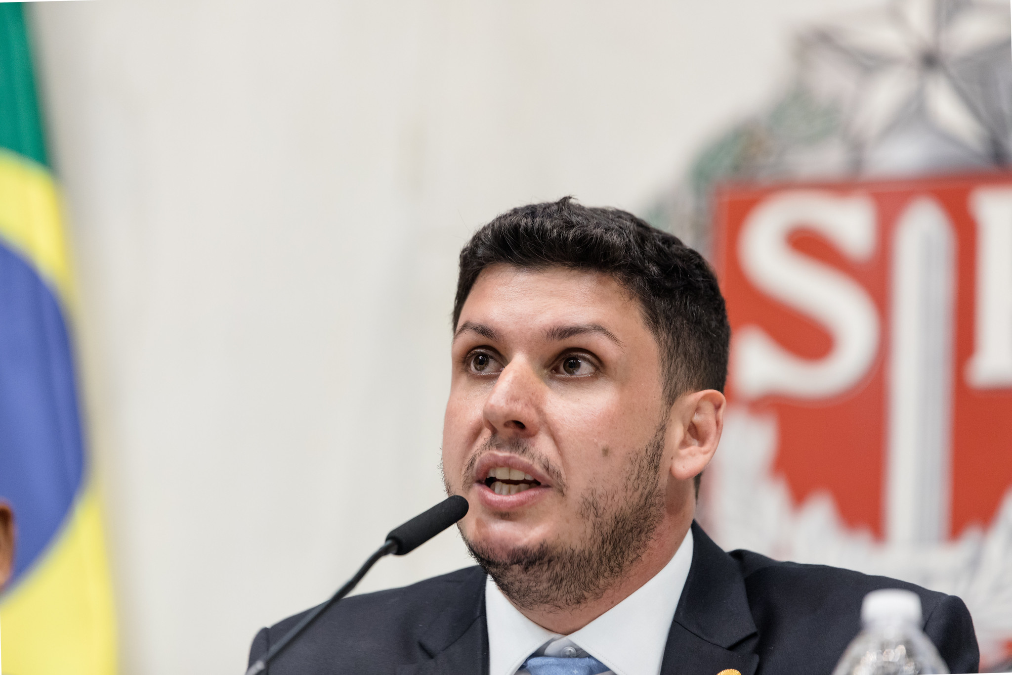 Saraiva: muito mais que um gesto institucional<a style='float:right;color:#ccc' href='https://www3.al.sp.gov.br/repositorio/noticia/N-06-2025/fg348280.jpg' target=_blank><i class='bi bi-zoom-in'></i> Clique para ver a imagem </a>