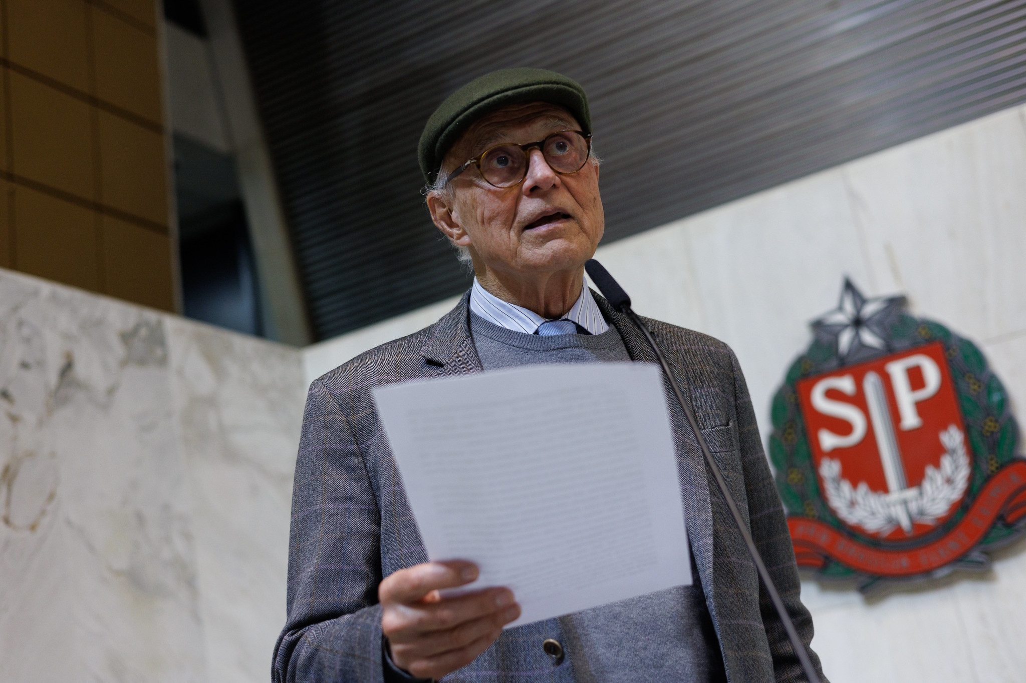 Eduardo Suplicy (PT): bullying nas escolas<a style='float:right;color:#ccc' href='https://www3.al.sp.gov.br/repositorio/noticia/N-06-2025/fg348407.jpg' target=_blank><i class='bi bi-zoom-in'></i> Clique para ver a imagem </a>