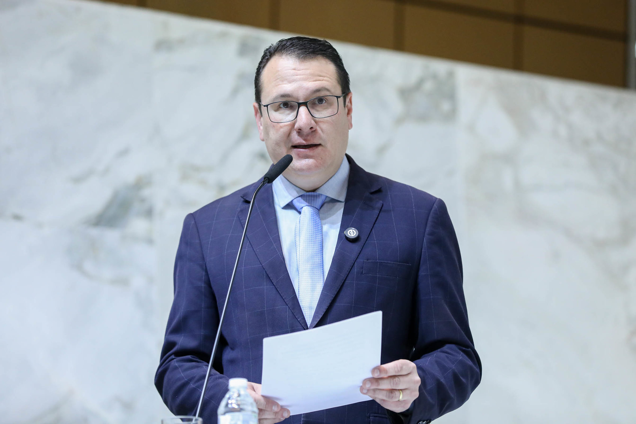 Zimbaldi: fortalece controle e transpar�ncia<a style='float:right' href='https://www3.al.sp.gov.br/repositorio/noticia/N-06-2026/fg365524.jpg' target=_blank><img src='/_img/material-file-download-white.png' width='14px' alt='Clique para baixar a imagem'></a>