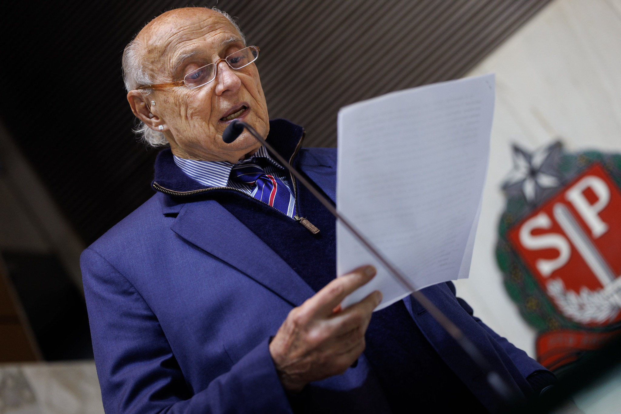 Deputado Eduardo Suplicy<a style='float:right;color:#ccc' href='https://www3.al.sp.gov.br/repositorio/noticia/N-06-2026/fg365700.jpg' target=_blank><i class='bi bi-zoom-in'></i> Clique para ver a imagem </a>