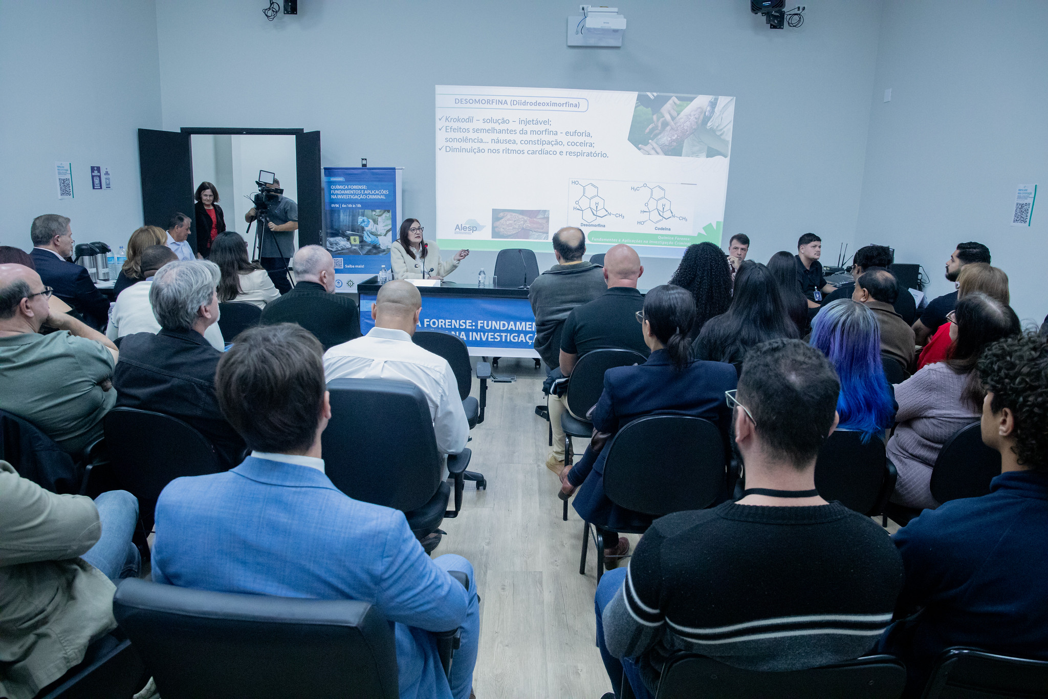 Semin�rio do ILP sobre Qu�mica Forense<a style='float:right;color:#ccc' href='https://www3.al.sp.gov.br/repositorio/noticia/N-06-2026/fg365775.jpg' target=_blank><i class='bi bi-zoom-in'></i> Clique para ver a imagem </a>