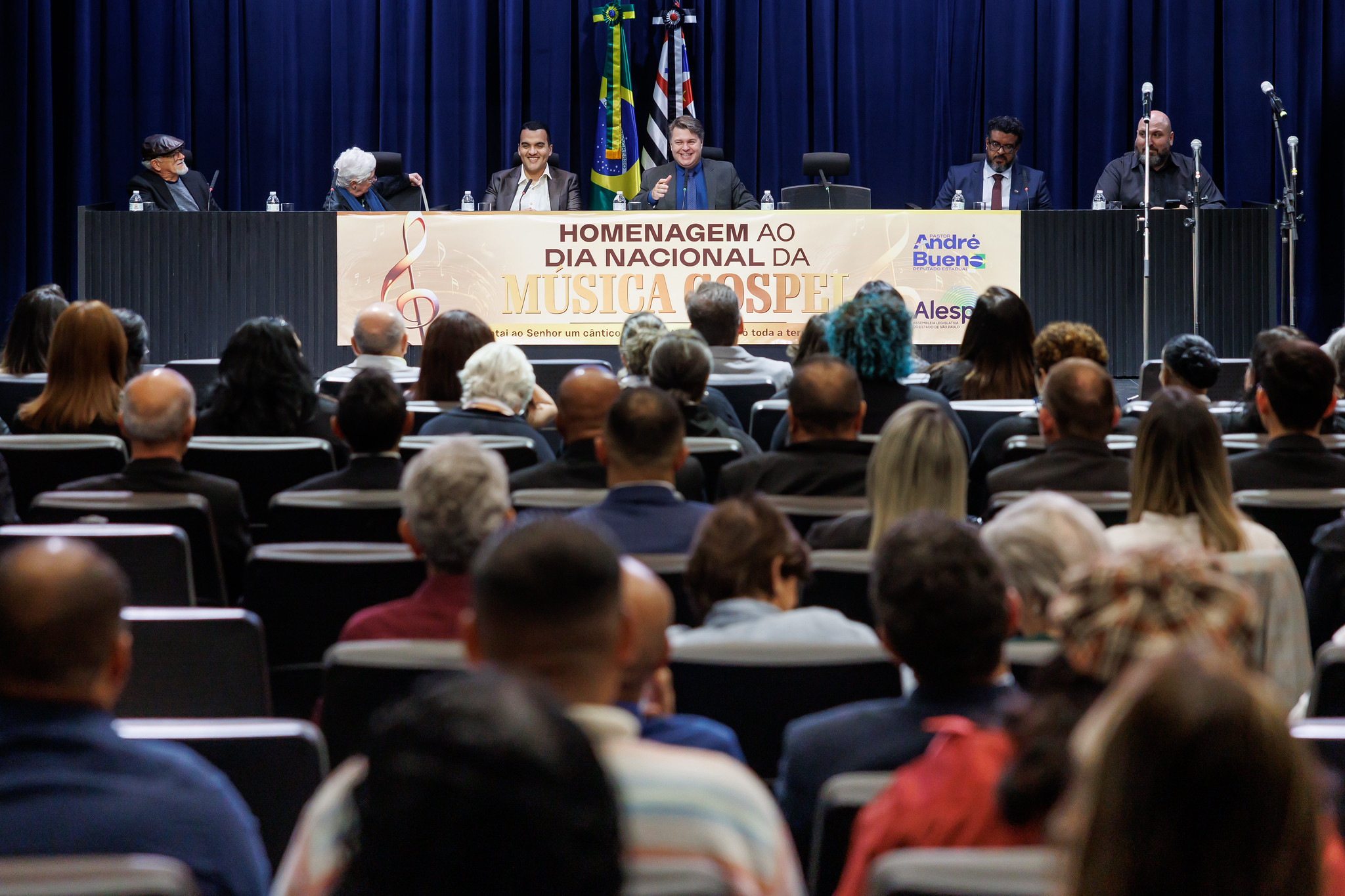  Ato celebra o Dia Nacional da M�sica Gospel<a style='float:right;color:#ccc' href='https://www3.al.sp.gov.br/repositorio/noticia/N-06-2026/fg365844.jpg' target=_blank><i class='bi bi-zoom-in'></i> Clique para ver a imagem </a>
