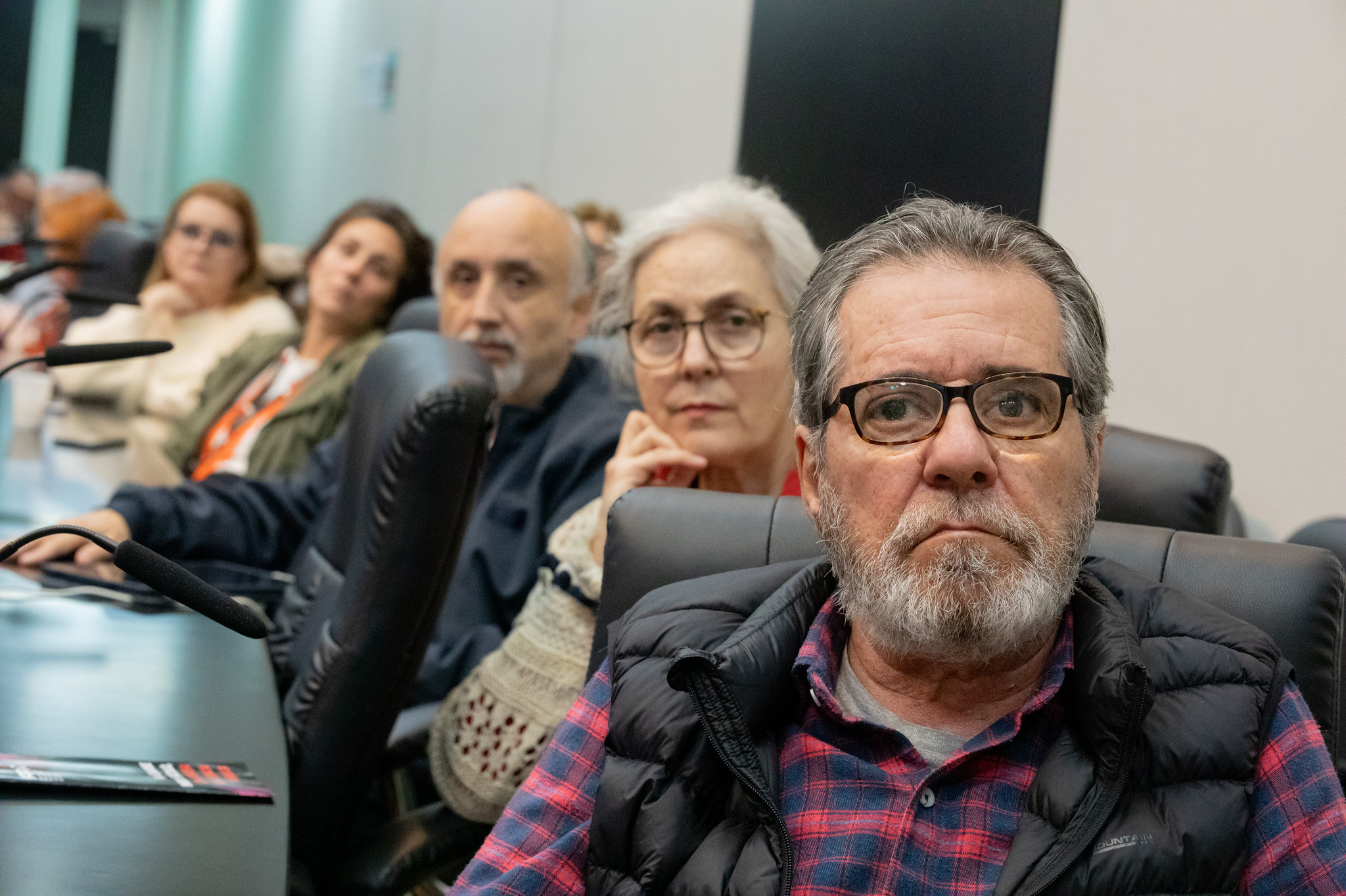 Servidores cobram resposta do Governo<a style='float:right;color:#ccc' href='https://www3.al.sp.gov.br/repositorio/noticia/N-06-2026/fg365916.jpg' target=_blank><i class='bi bi-zoom-in'></i> Clique para ver a imagem </a>