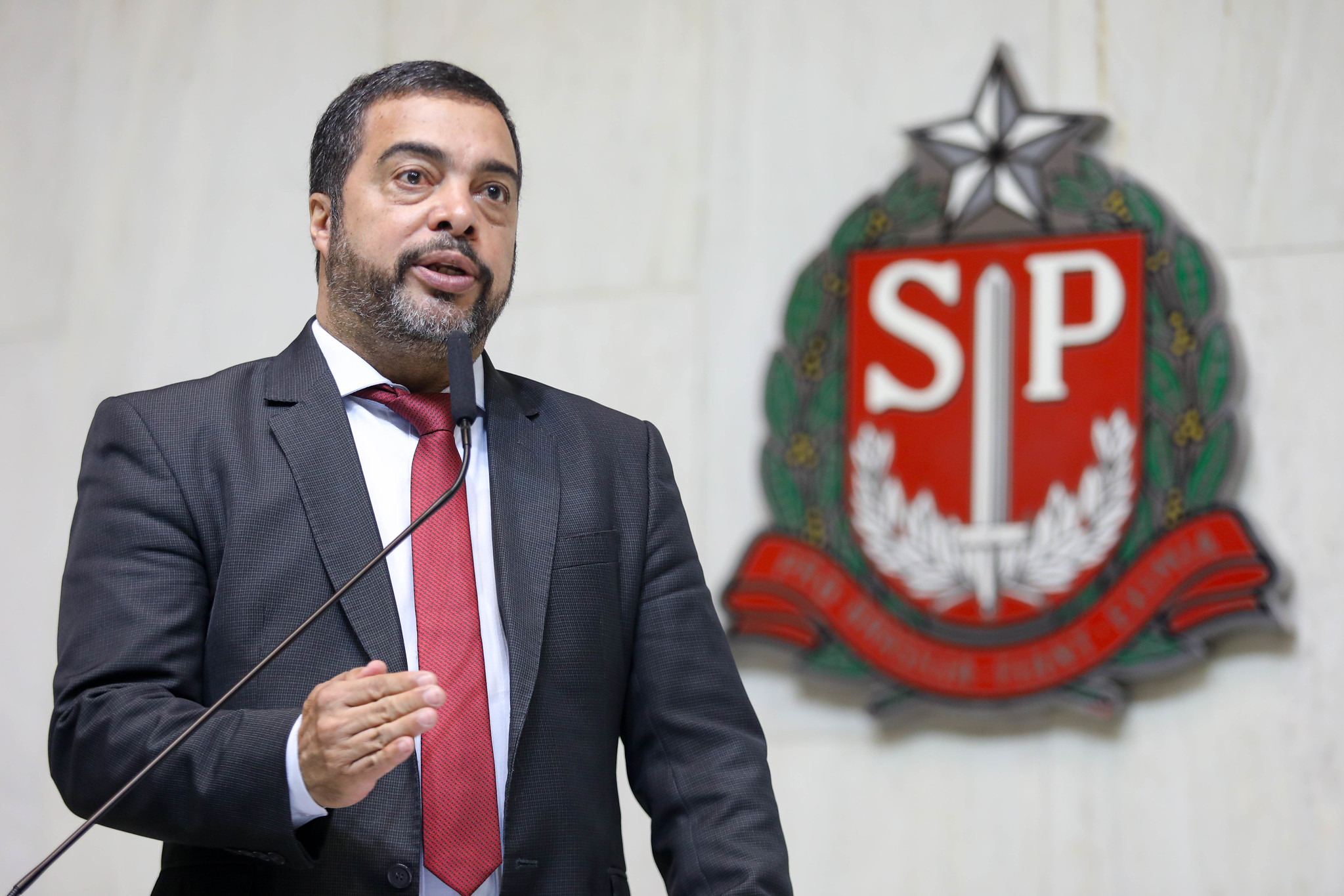 Deputado Luiz Claudio Marcolino<a style='float:right;color:#ccc' href='https://www3.al.sp.gov.br/repositorio/noticia/N-06-2026/fg365967.jpg' target=_blank><i class='bi bi-zoom-in'></i> Clique para ver a imagem </a>