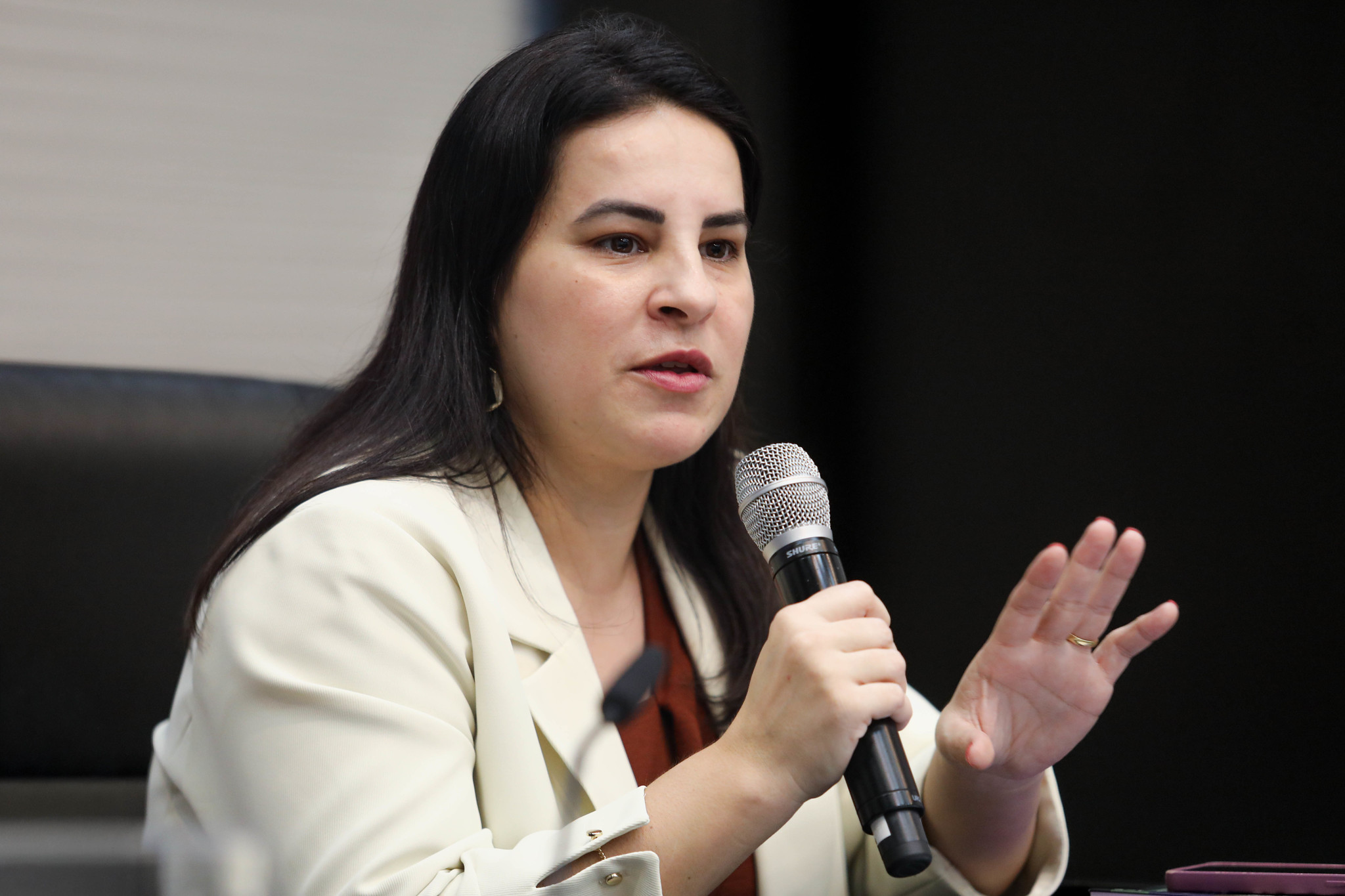 Araceli: pol�cia est� se equipando para combater<a style='float:right;color:#ccc' href='https://www3.al.sp.gov.br/repositorio/noticia/N-06-2026/fg366023.jpg' target=_blank><i class='bi bi-zoom-in'></i> Clique para ver a imagem </a>