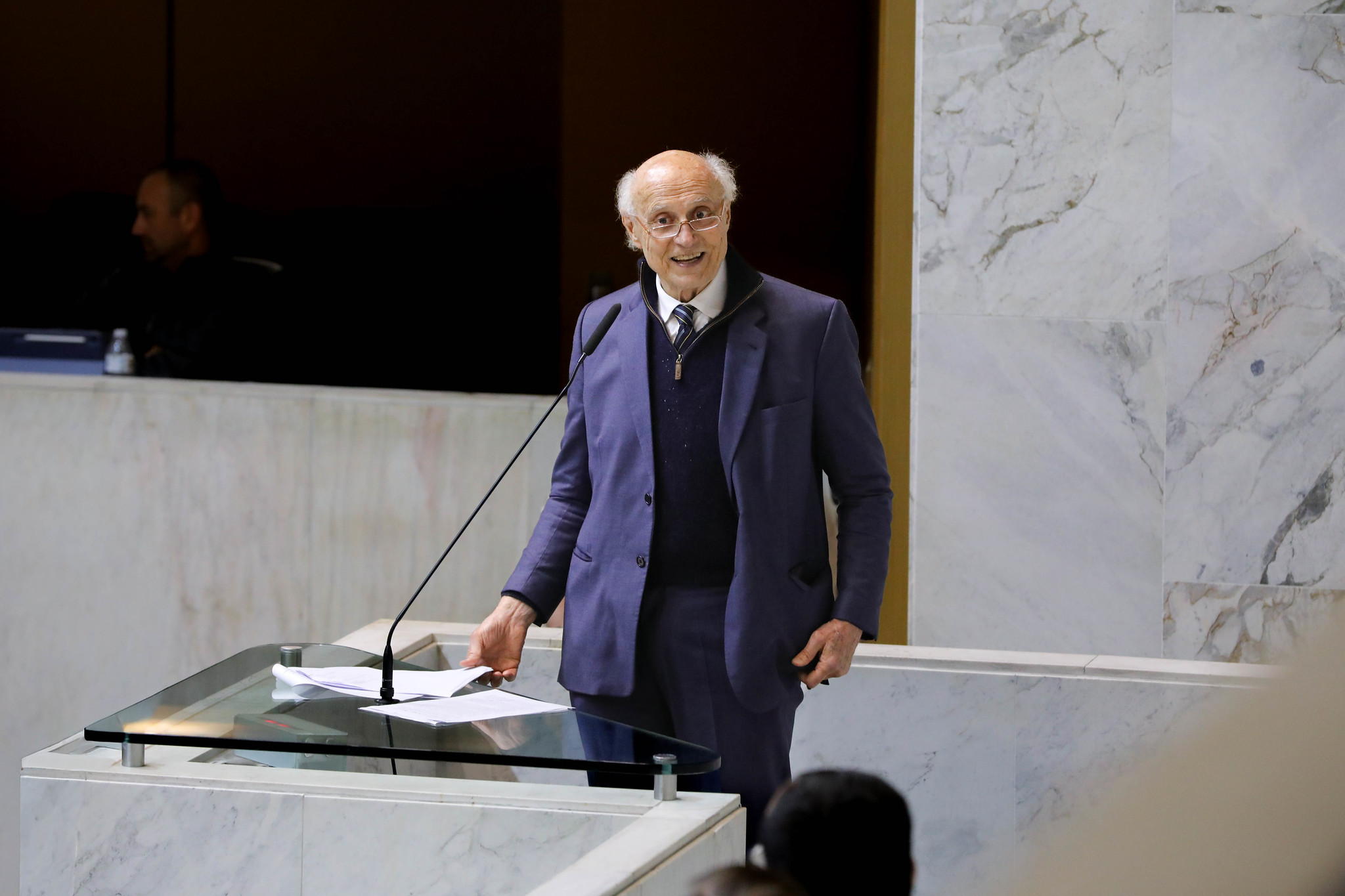 Eduardo Suplicy<a style='float:right;color:#ccc' href='https://www3.al.sp.gov.br/repositorio/noticia/N-06-2026/fg366145.jpg' target=_blank><i class='bi bi-zoom-in'></i> Clique para ver a imagem </a>