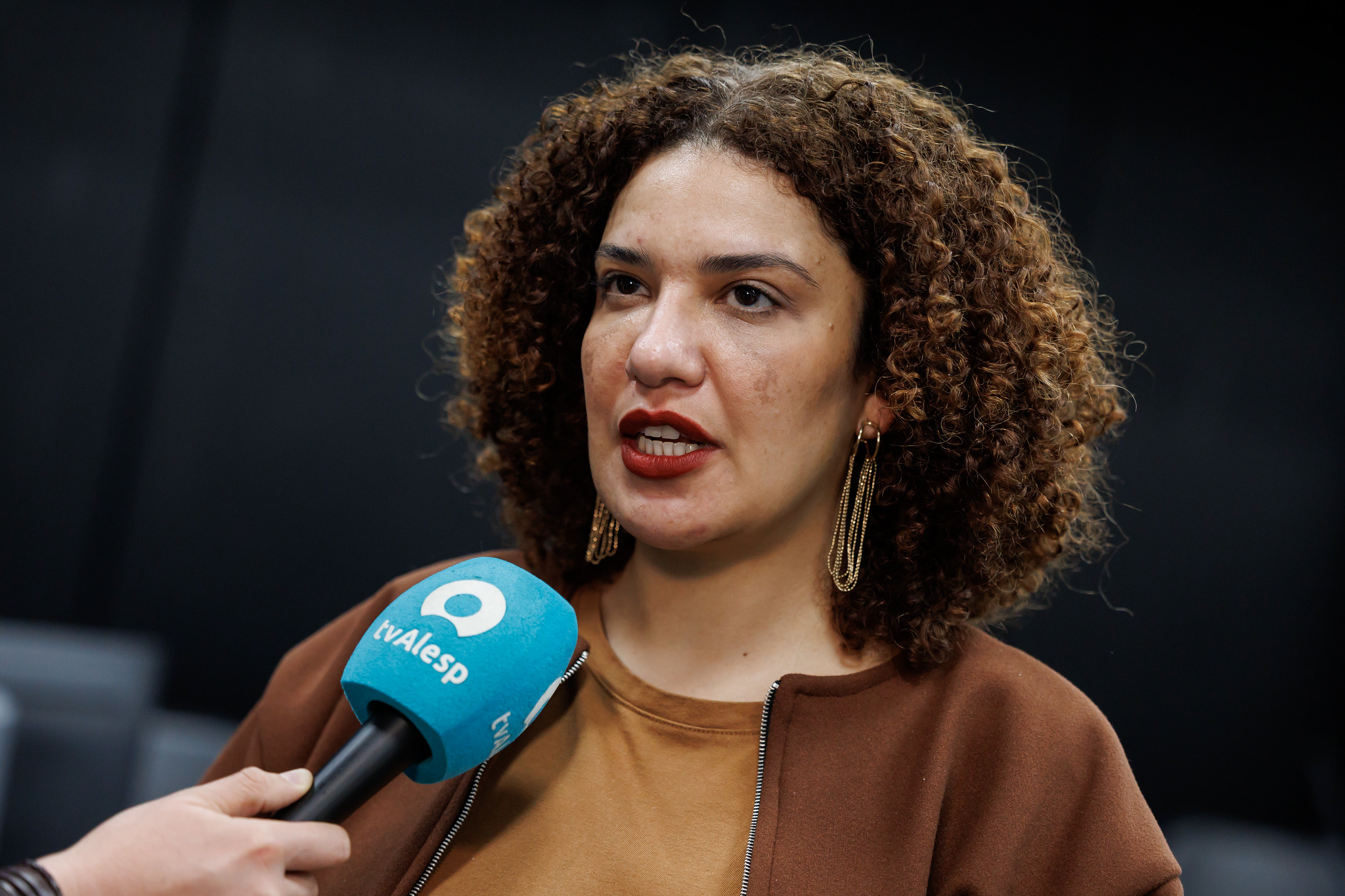 Deputada Monica Seixas do Movimento Pretas<a style='float:right;color:#ccc' href='https://www3.al.sp.gov.br/repositorio/noticia/N-06-2026/fg366400.jpg' target=_blank><i class='bi bi-zoom-in'></i> Clique para ver a imagem </a>