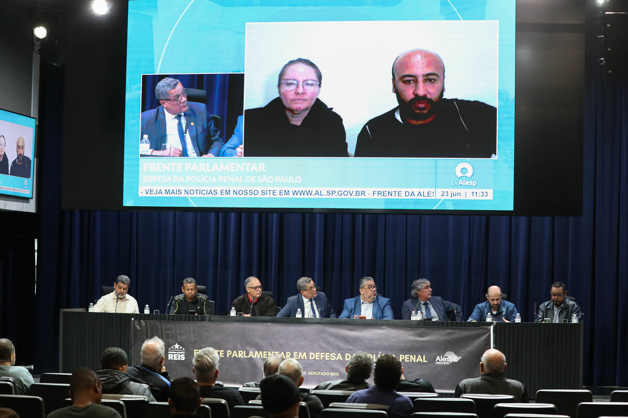 Valdir e �ngela: retalia��o por den�ncia em obra<a style='float:right;color:#ccc' href='https://www3.al.sp.gov.br/repositorio/noticia/N-06-2026/fg366412.jpg' target=_blank><i class='bi bi-zoom-in'></i> Clique para ver a imagem </a>