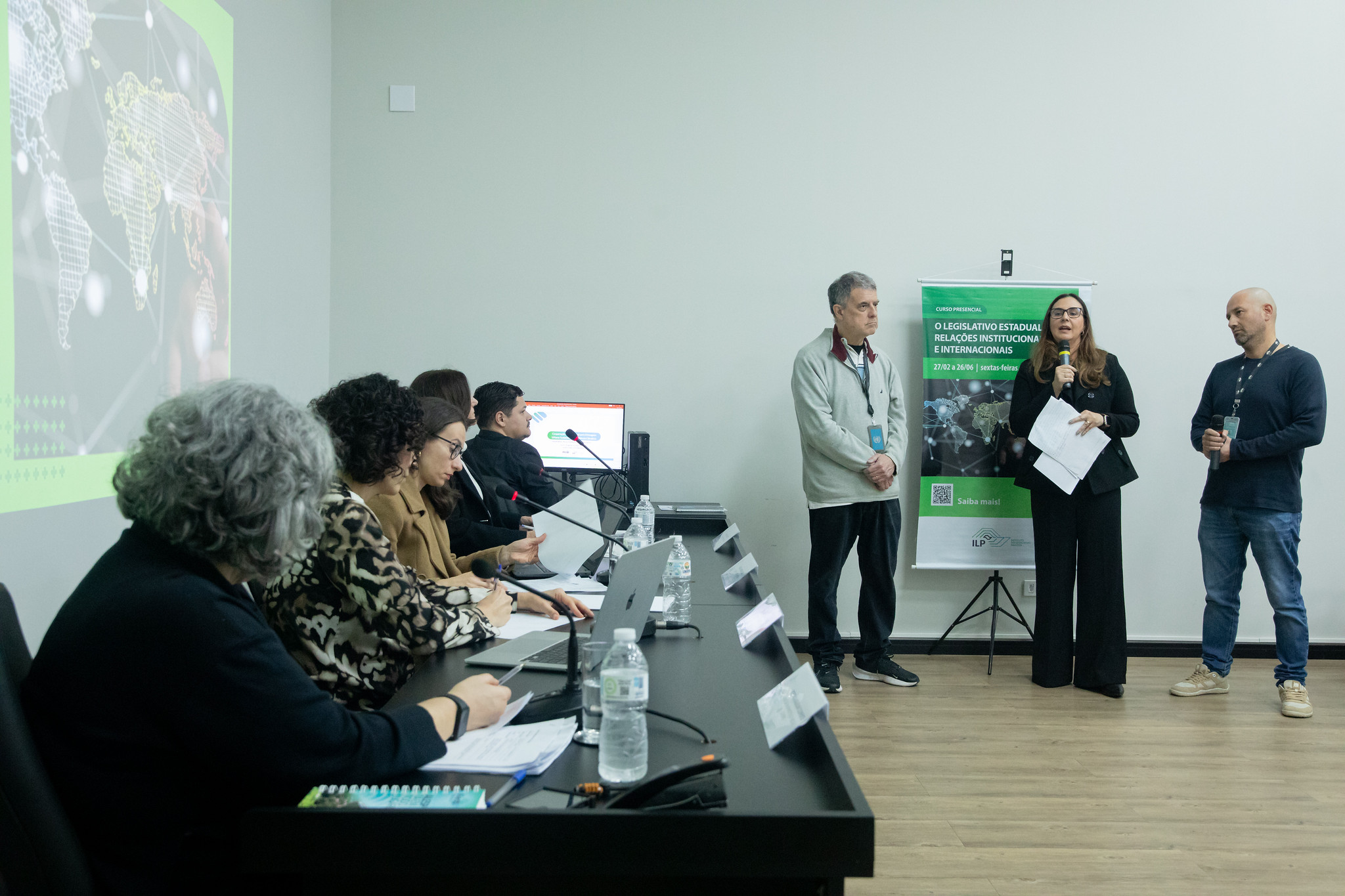 Alunos apresentaram propostas legislativas<a style='float:right;color:#ccc' href='https://www3.al.sp.gov.br/repositorio/noticia/N-06-2026/fg366571.jpg' target=_blank><i class='bi bi-zoom-in'></i> Clique para ver a imagem </a>