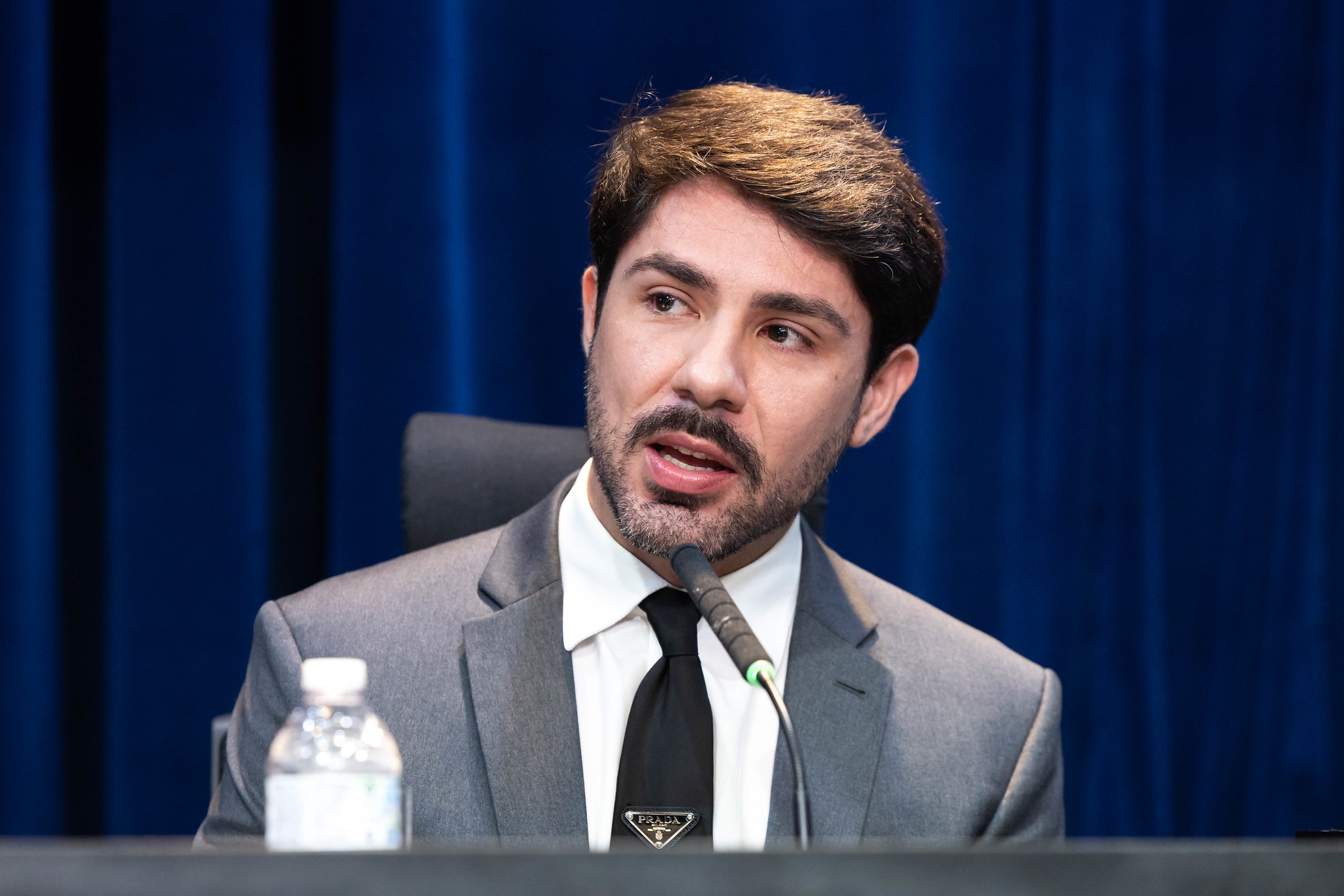 Giannetta Junior: cuidado com a popula��o<a style='float:right;color:#ccc' href='https://www3.al.sp.gov.br/repositorio/noticia/N-06-2026/fg366610.jpg' target=_blank><i class='bi bi-zoom-in'></i> Clique para ver a imagem </a>