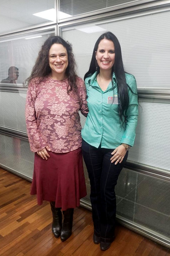 Janana Paschoal e Leticia Aguiar<a style='float:right;color:#ccc' href='https://www3.al.sp.gov.br/repositorio/noticia/N-07-2020/fg251547.jpg' target=_blank><i class='bi bi-zoom-in'></i> Clique para ver a imagem </a>