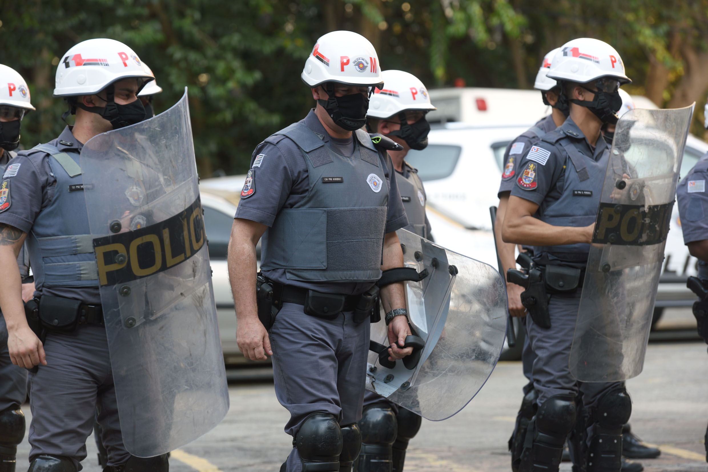 Treinamento de contenção de multidões para a Polícia<a style='float:right;color:#ccc' href='https://www3.al.sp.gov.br/repositorio/noticia/N-07-2021/fg270930.jpg' target=_blank><i class='bi bi-zoom-in'></i> Clique para ver a imagem </a>
