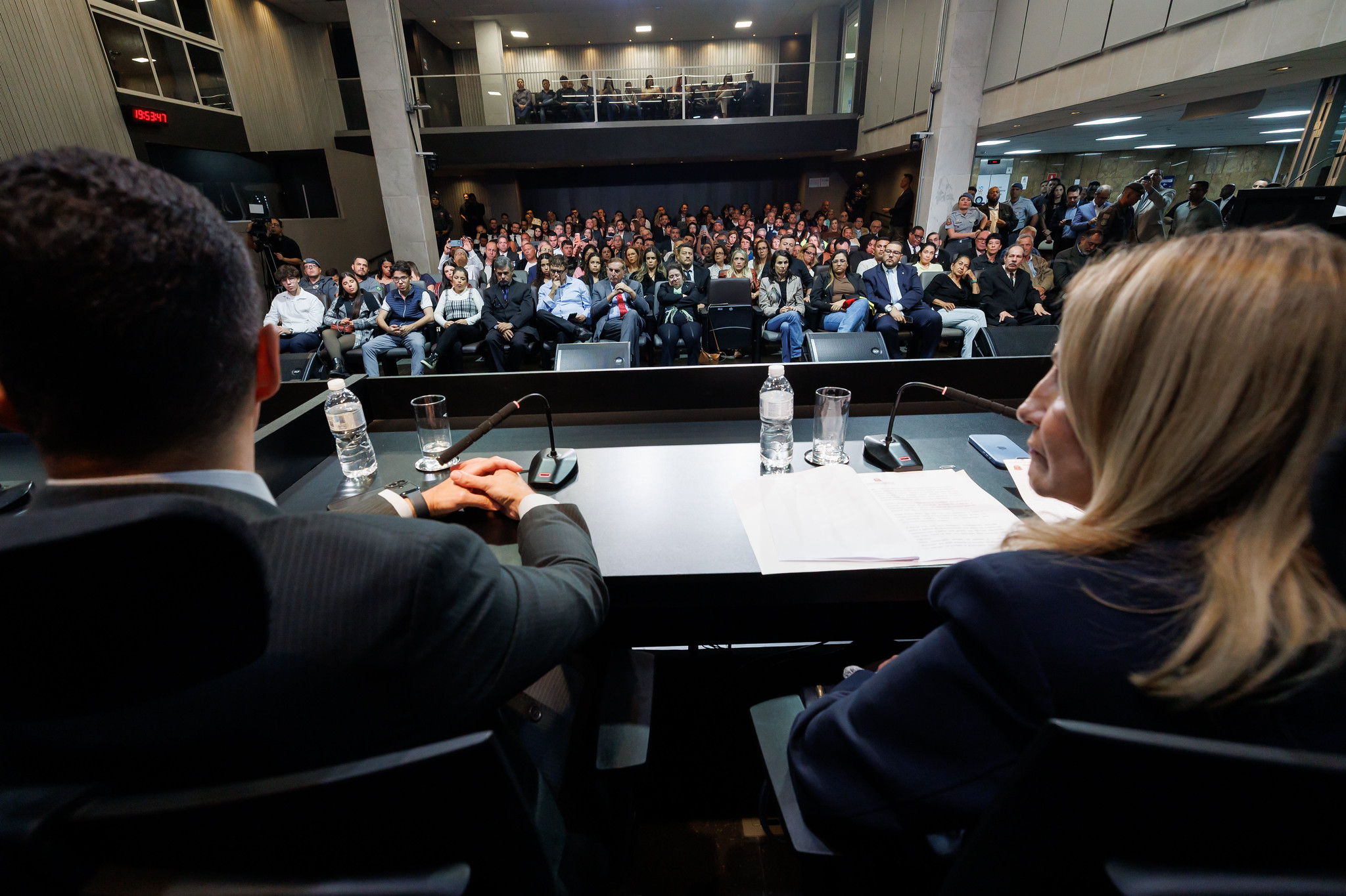 Audit�rio ficou lotado de agentes de seguran�a<a style='float:right;color:#ccc' href='https://www3.al.sp.gov.br/repositorio/noticia/N-07-2026/fg366725.jpg' target=_blank><i class='bi bi-zoom-in'></i> Clique para ver a imagem </a>