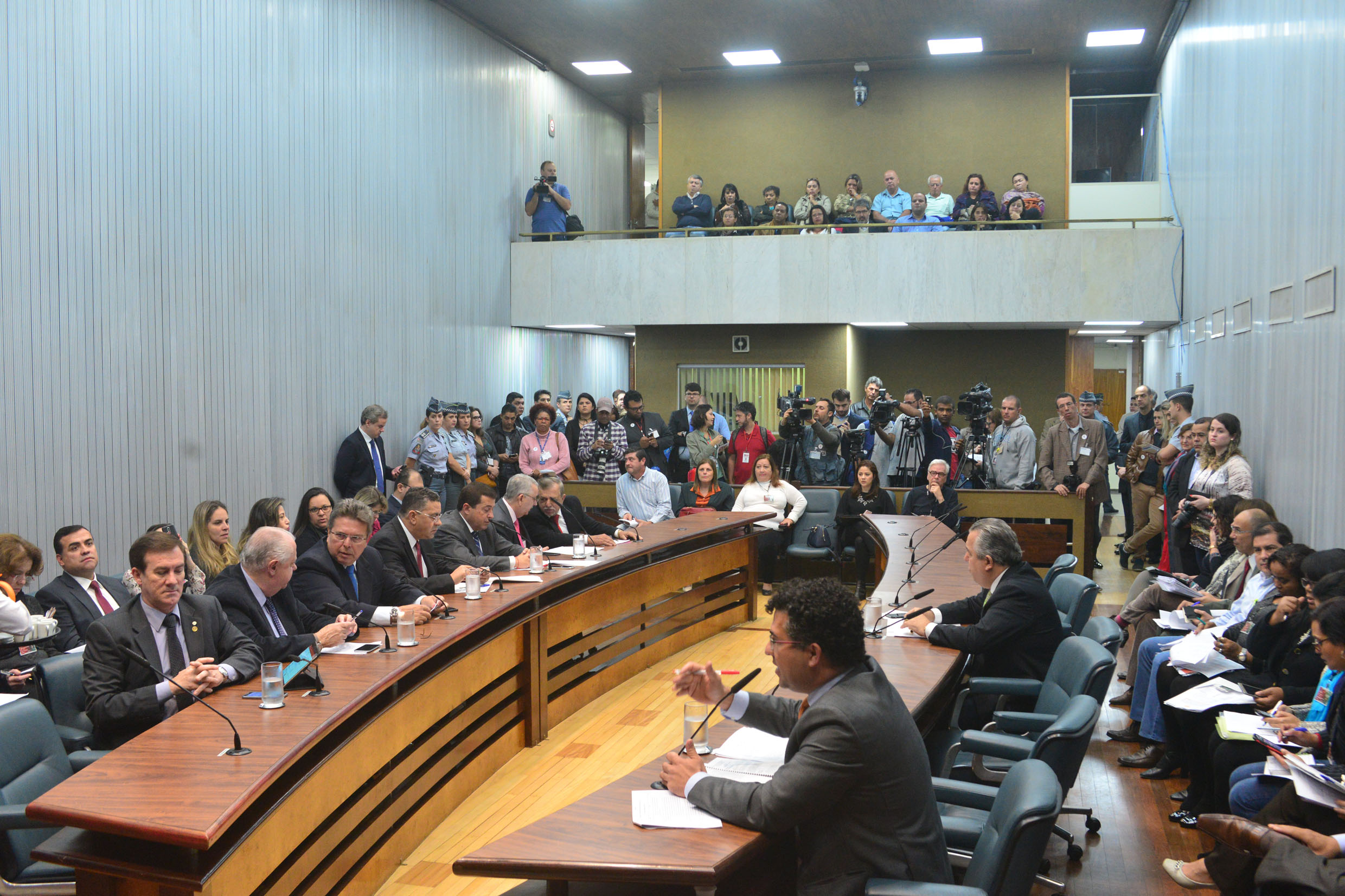 Reunio desta quarta-feira, 9/8, da CPI da Merenda<a style='float:right;color:#ccc' href='https://www3.al.sp.gov.br/repositorio/noticia/N-08-2016/fg193184.jpg' target=_blank><i class='bi bi-zoom-in'></i> Clique para ver a imagem </a>