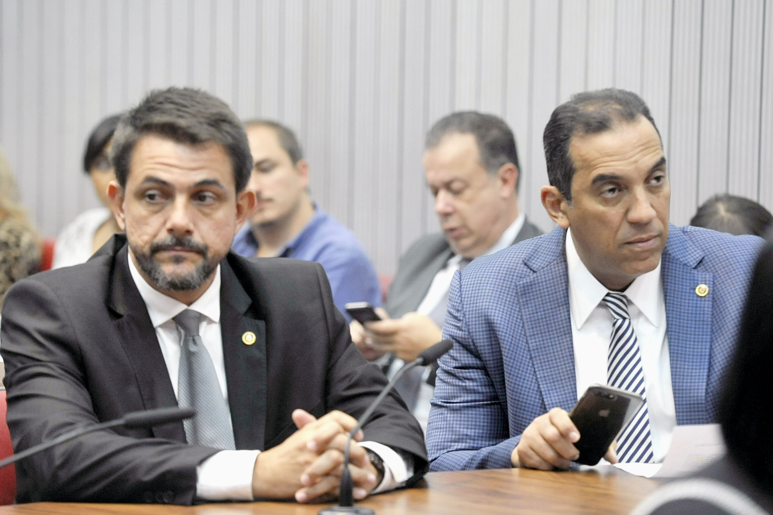Agente Federal Danilo Balas e Altair Moraes<a style='float:right;color:#ccc' href='https://www3.al.sp.gov.br/repositorio/noticia/N-08-2019/fg237602.jpg' target=_blank><i class='bi bi-zoom-in'></i> Clique para ver a imagem </a>