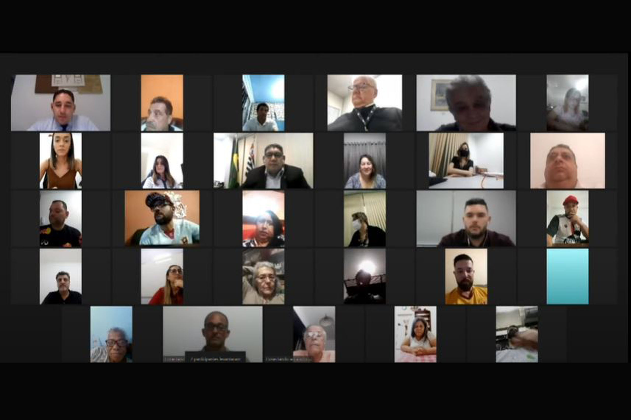 Audincia sobre Associaes em ambiente virtual<a style='float:right;color:#ccc' href='https://www3.al.sp.gov.br/repositorio/noticia/N-08-2021/fg272398.jpg' target=_blank><i class='bi bi-zoom-in'></i> Clique para ver a imagem </a>