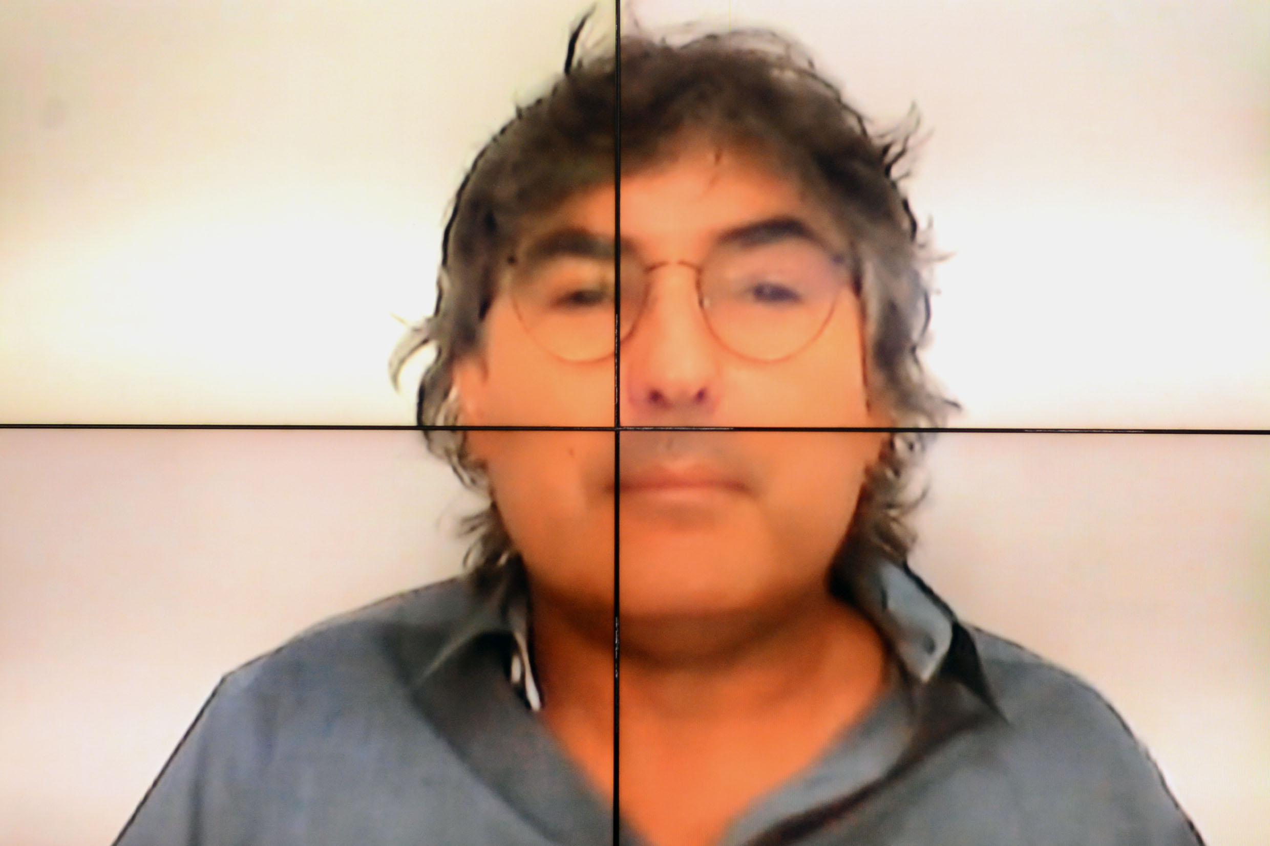 Carlos Giannazi na Tribuna Virtual<a style='float:right;color:#ccc' href='https://www3.al.sp.gov.br/repositorio/noticia/N-08-2021/fg272773.jpg' target=_blank><i class='bi bi-zoom-in'></i> Clique para ver a imagem </a>