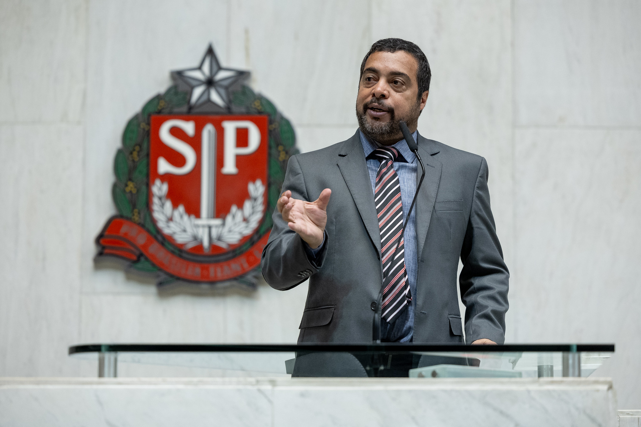 Deputado Luiz Claudio Marcolino<a style='float:right;color:#ccc' href='https://www3.al.sp.gov.br/repositorio/noticia/N-08-2024/fg331793.jpg' target=_blank><i class='bi bi-zoom-in'></i> Clique para ver a imagem </a>