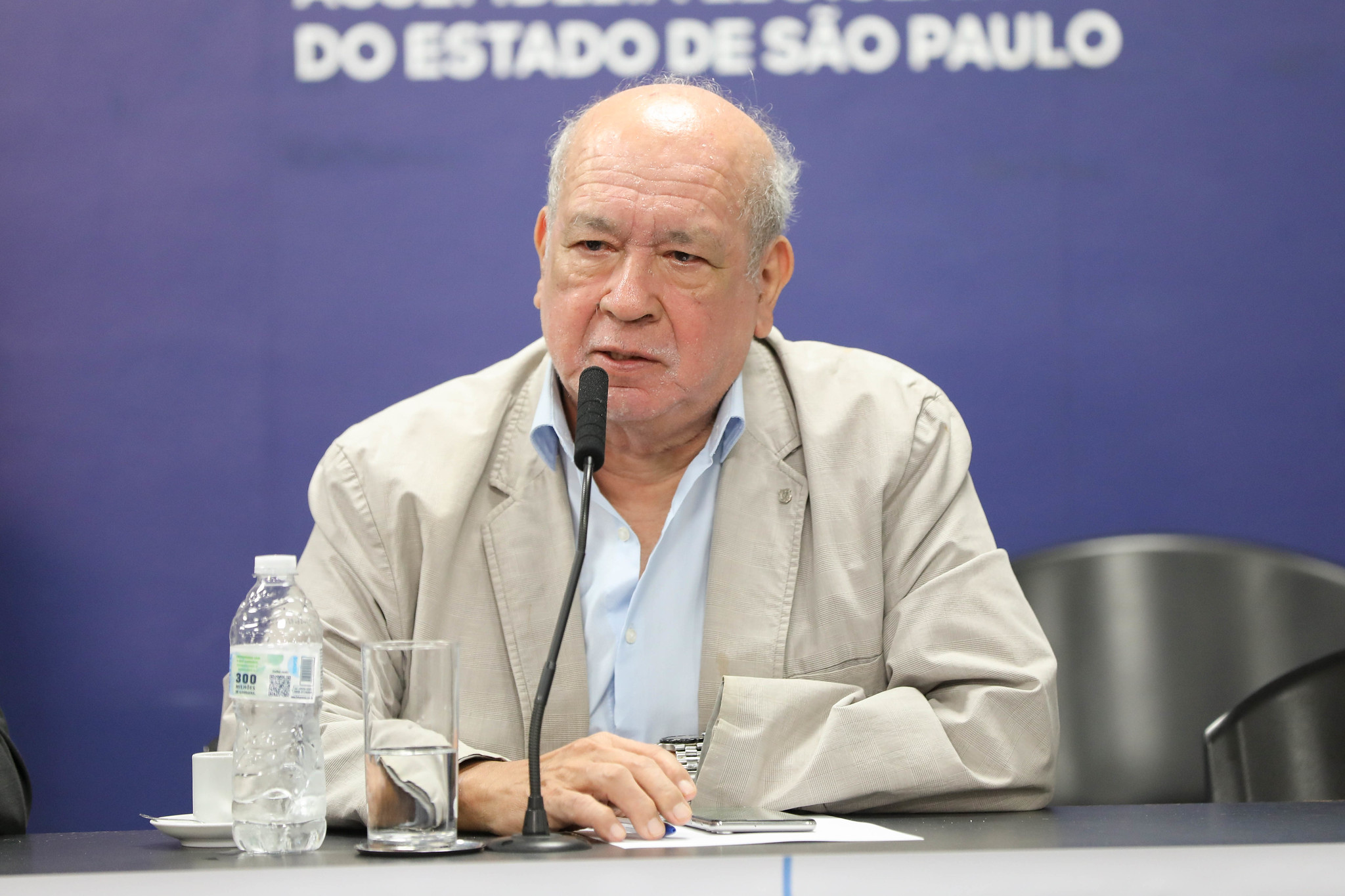 Hugo Sérgio de Oliveira: desequilíbrio<a style='float:right;color:#ccc' href='https://www3.al.sp.gov.br/repositorio/noticia/N-08-2024/fg332745.jpg' target=_blank><i class='bi bi-zoom-in'></i> Clique para ver a imagem </a>