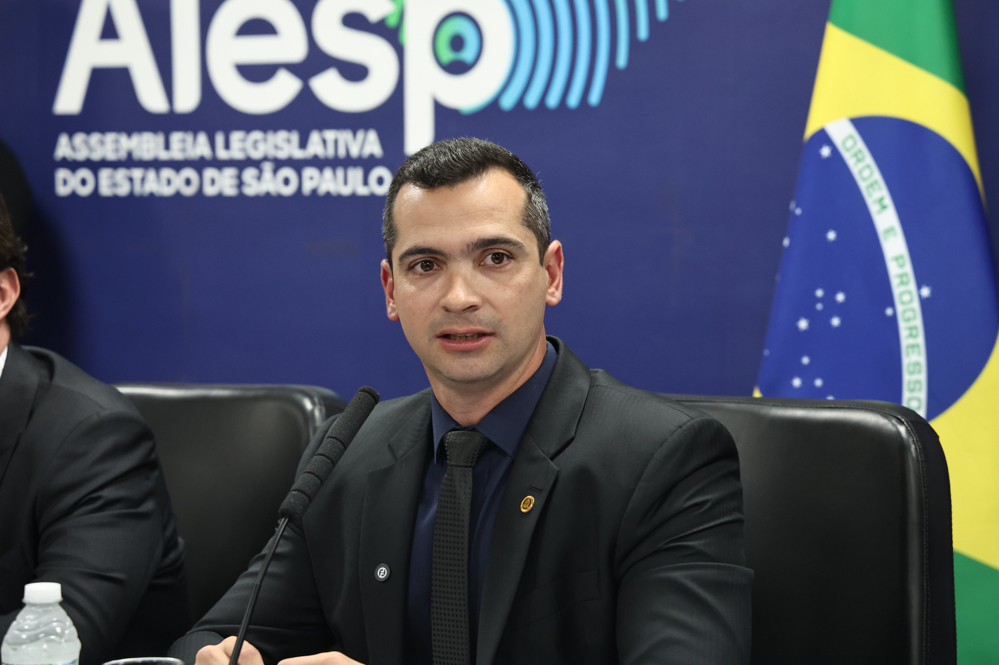 Dep. Capitão Telhada (PP): retribuir gratidão<a style='float:right;color:#ccc' href='https://www3.al.sp.gov.br/repositorio/noticia/N-08-2024/fg333741.jpg' target=_blank><i class='bi bi-zoom-in'></i> Clique para ver a imagem </a>