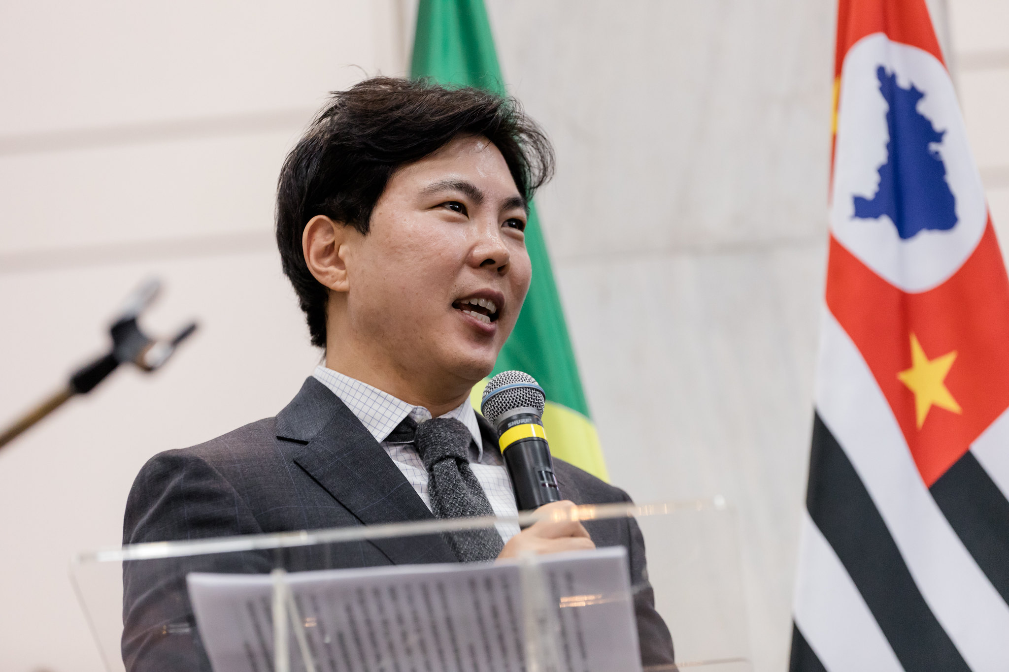 Cônsul Hoseok Son<a style='float:right;color:#ccc' href='https://www3.al.sp.gov.br/repositorio/noticia/N-08-2025/fg350420.jpg' target=_blank><i class='bi bi-zoom-in'></i> Clique para ver a imagem </a>