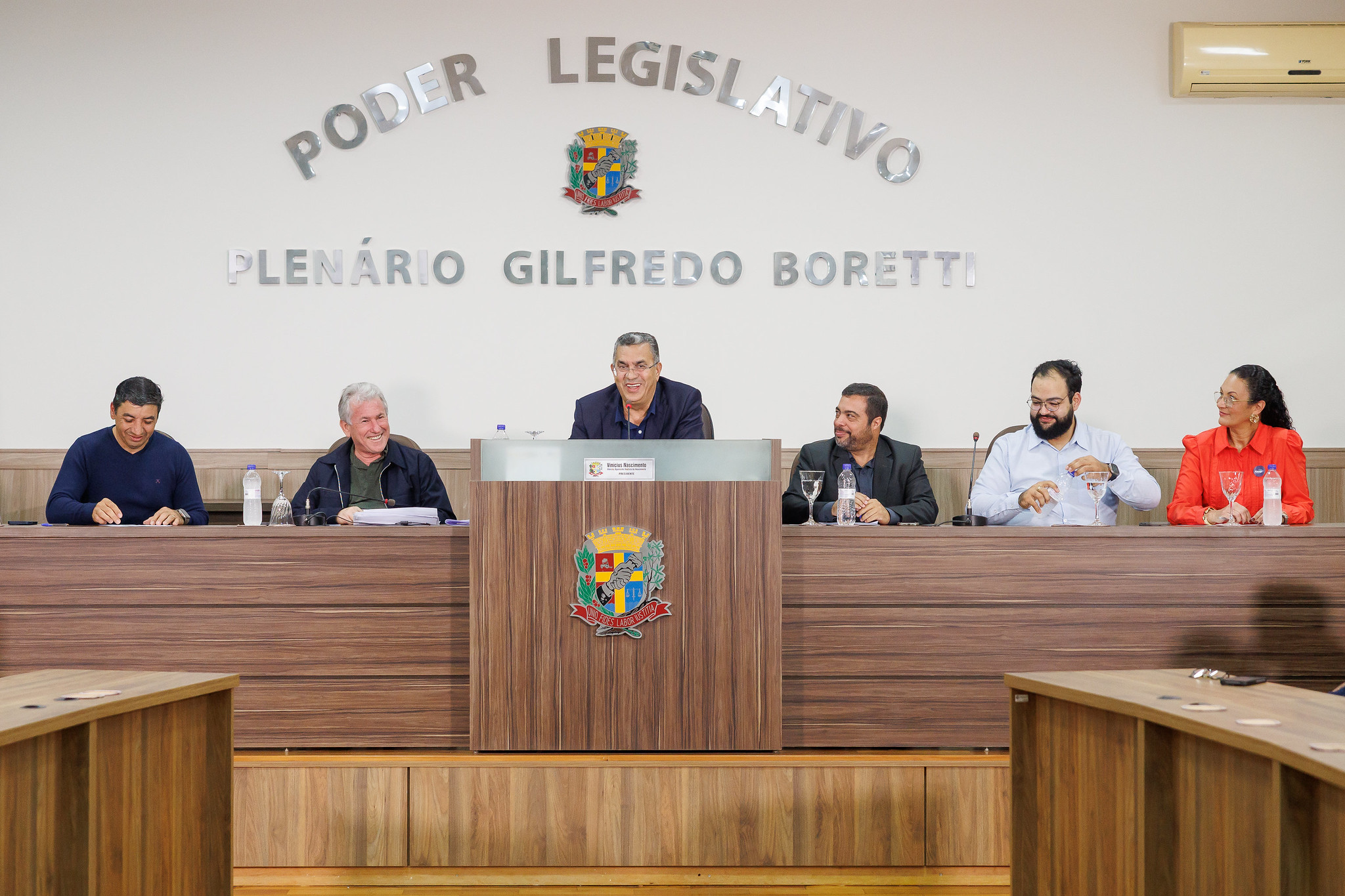 Integrantes da CFOP participam de audiência<a style='float:right;color:#ccc' href='https://www3.al.sp.gov.br/repositorio/noticia/N-08-2025/fg350664.jpg' target=_blank><i class='bi bi-zoom-in'></i> Clique para ver a imagem </a>