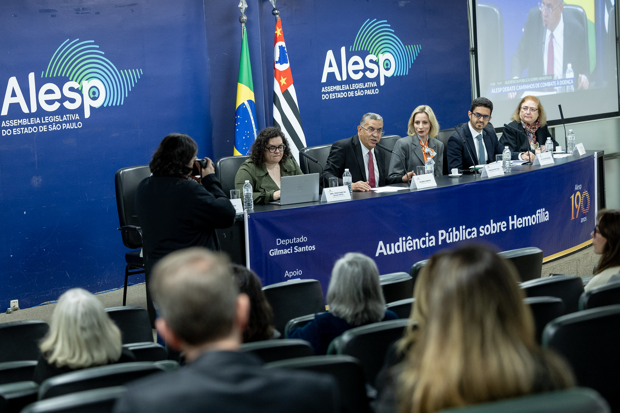 Audincia debate tratamento da hemofilia <a style='float:right;color:#ccc' href='https://www3.al.sp.gov.br/repositorio/noticia/N-08-2025/fg350706.jpg' target=_blank><i class='bi bi-zoom-in'></i> Clique para ver a imagem </a>
