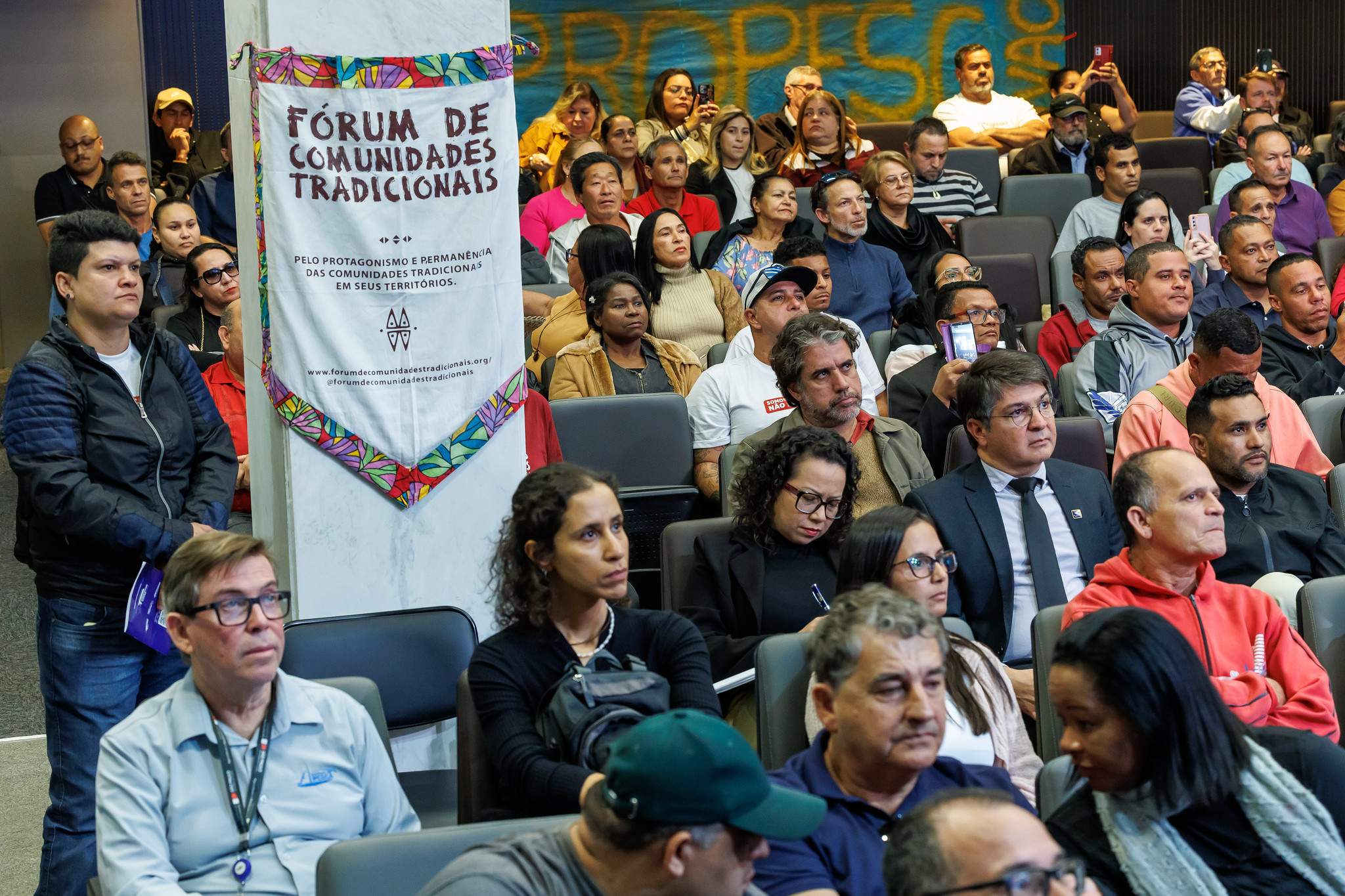 Audincia debate regras para pesca artesanal<a style='float:right;color:#ccc' href='https://www3.al.sp.gov.br/repositorio/noticia/N-08-2025/fg350824.jpg' target=_blank><i class='bi bi-zoom-in'></i> Clique para ver a imagem </a>