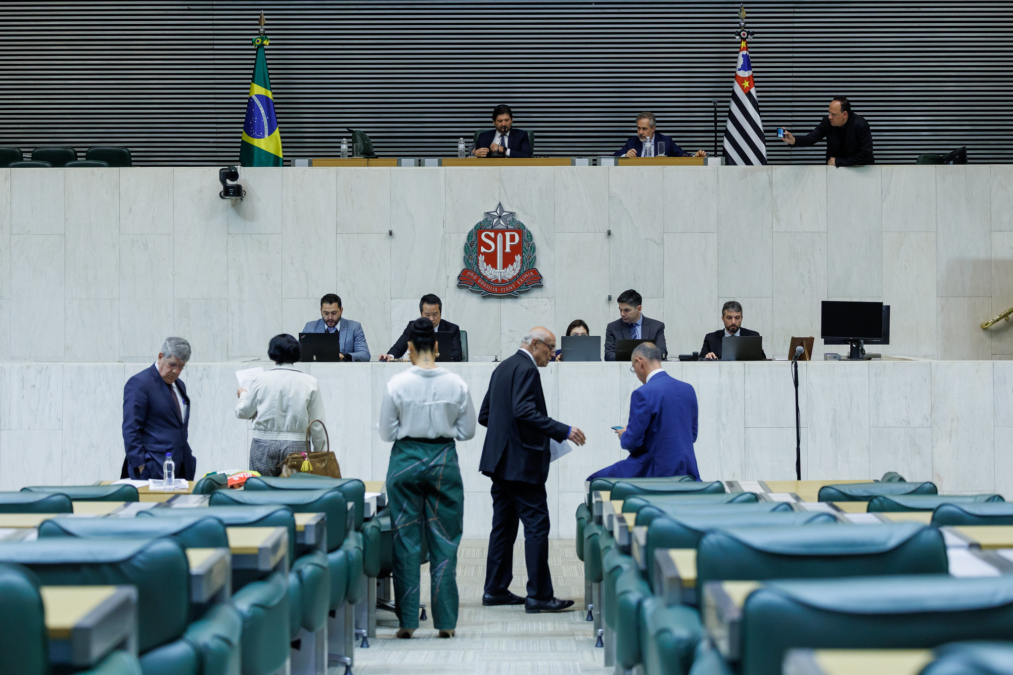 Iniciativa é assinada por 92 dos 94 parlamentares<a style='float:right;color:#ccc' href='https://www3.al.sp.gov.br/repositorio/noticia/N-08-2025/fg351166.jpg' target=_blank><i class='bi bi-zoom-in'></i> Clique para ver a imagem </a>