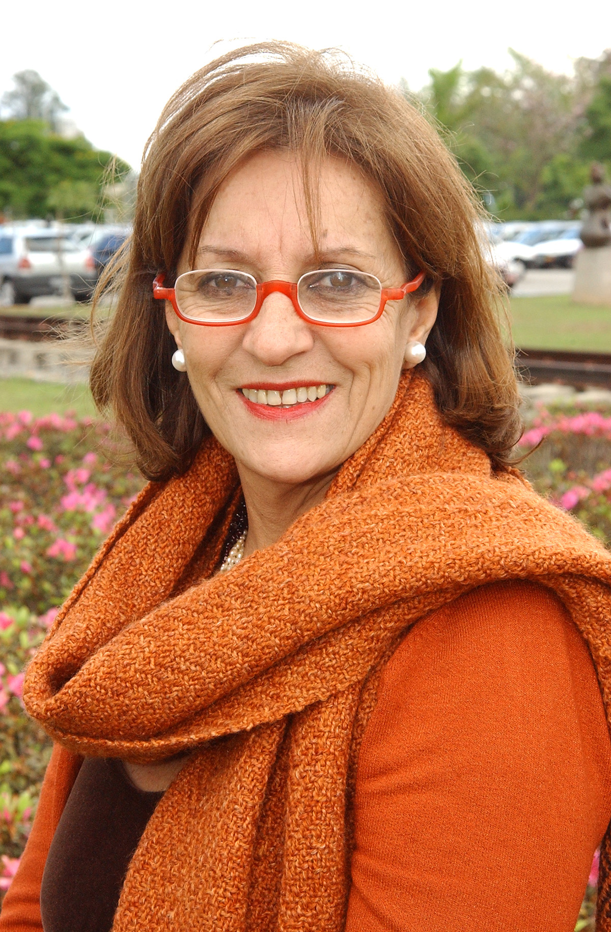 Cândida Botelho<a style='float:right;color:#ccc' href='https://www3.al.sp.gov.br/repositorio/noticia/N-09-2012/fg117848.jpg' target=_blank><i class='bi bi-zoom-in'></i> Clique para ver a imagem </a>