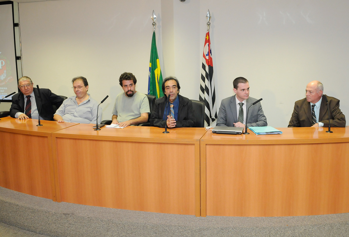 Comissão de Direitos Humanos aborda casos de homicídio nas periferias de São Paulo <a style='float:right;color:#ccc' href='https://www3.al.sp.gov.br/repositorio/noticia/N-09-2012/fg117963.jpg' target=_blank><i class='bi bi-zoom-in'></i> Clique para ver a imagem </a>