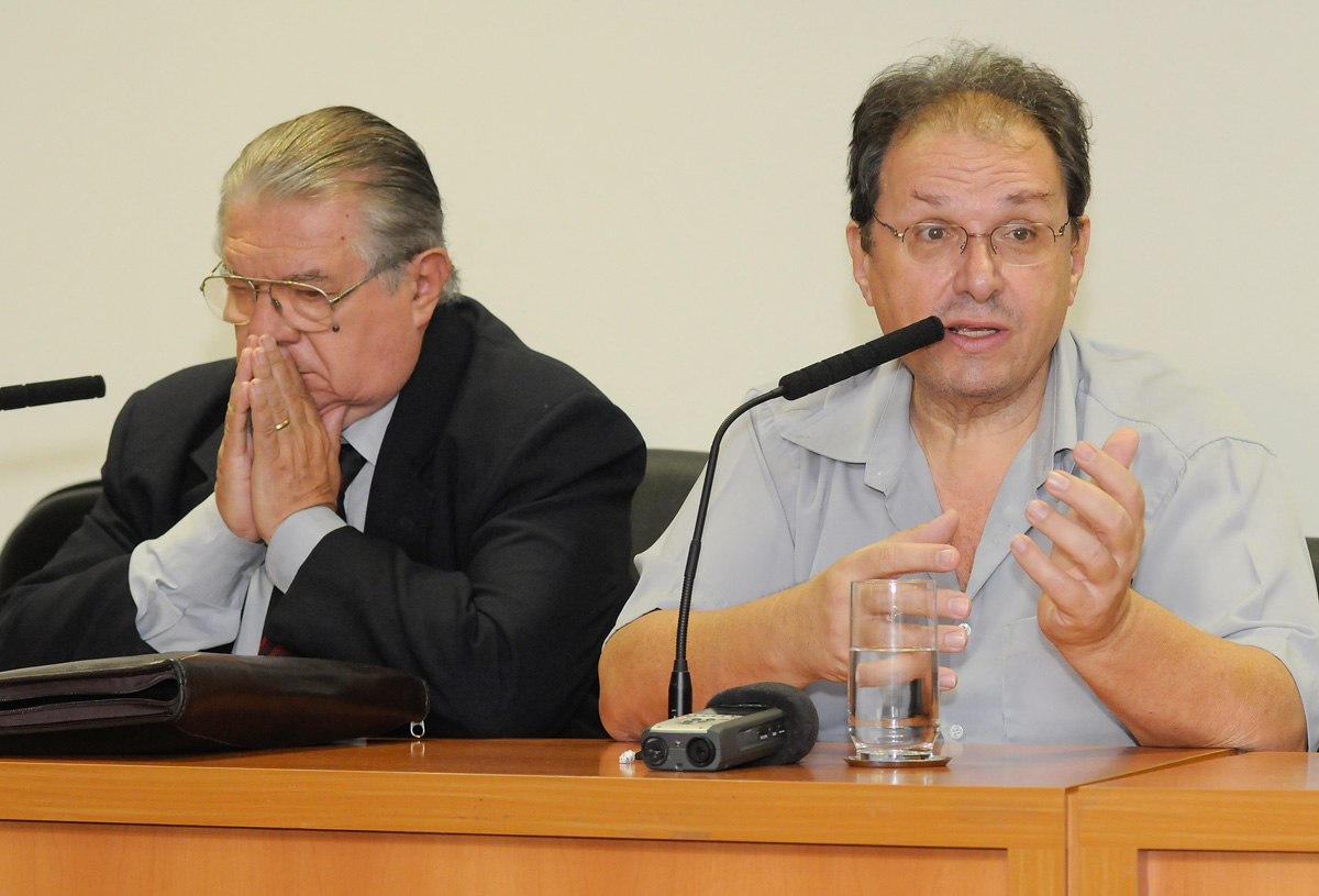 Antonio Funari e Ivan Seixas<a style='float:right;color:#ccc' href='https://www3.al.sp.gov.br/repositorio/noticia/N-09-2012/fg117969.jpg' target=_blank><i class='bi bi-zoom-in'></i> Clique para ver a imagem </a>