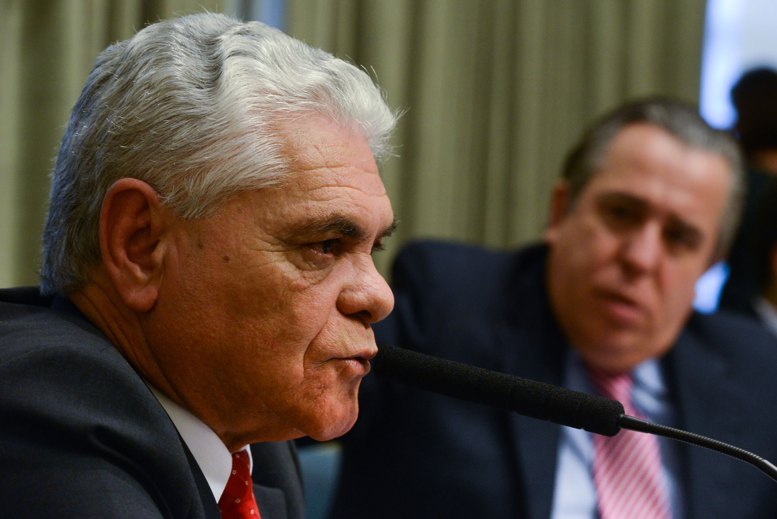 Lourival Gomes e Adilson Rossi<a style='float:right;color:#ccc' href='https://www3.al.sp.gov.br/repositorio/noticia/N-09-2013/fg130291.jpg' target=_blank><i class='bi bi-zoom-in'></i> Clique para ver a imagem </a>