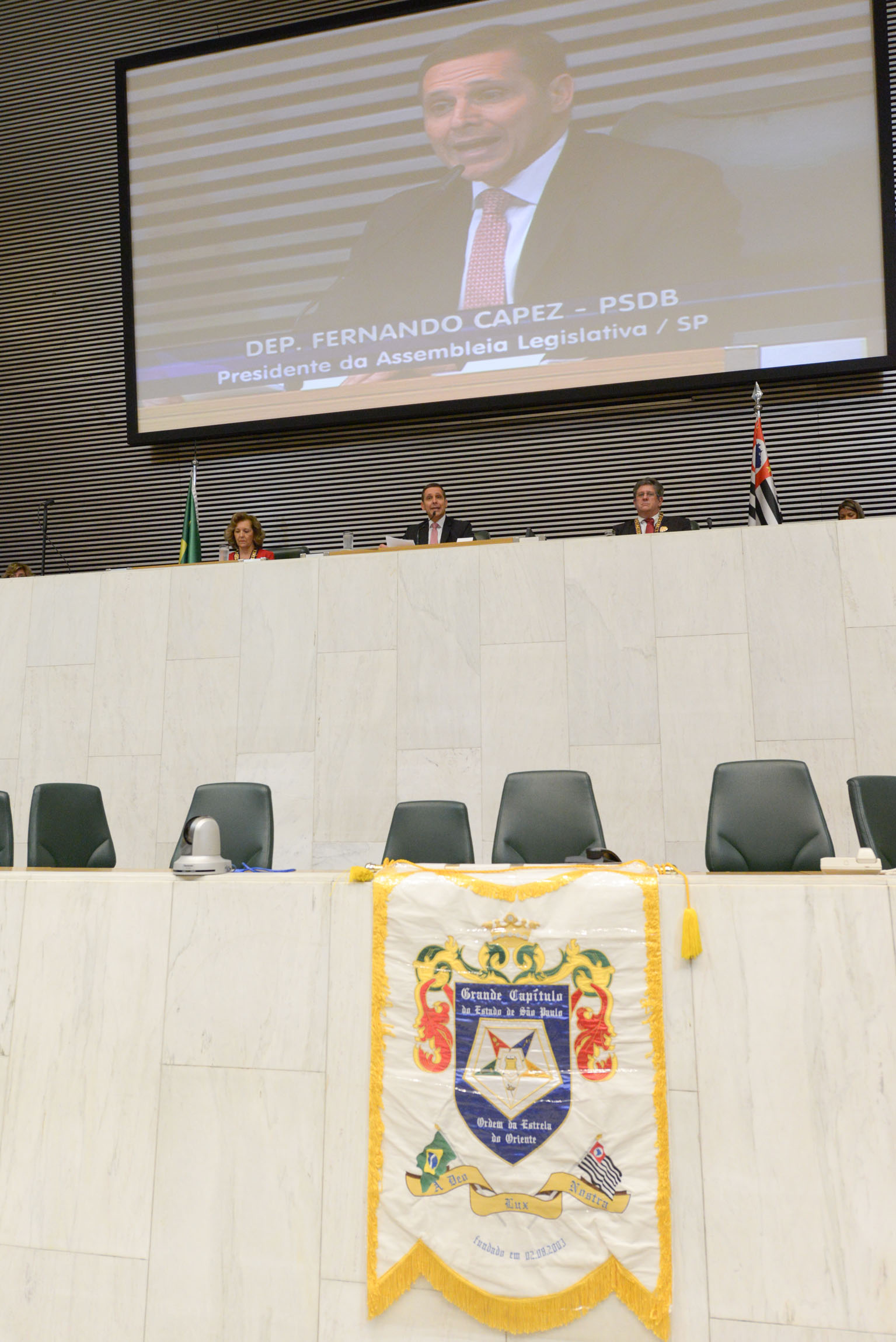 Fernando Capez  discursa na sesso solene <a style='float:right;color:#ccc' href='https://www3.al.sp.gov.br/repositorio/noticia/N-09-2016/fg194453.jpg' target=_blank><i class='bi bi-zoom-in'></i> Clique para ver a imagem </a>